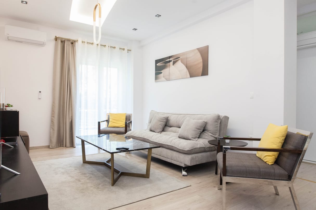 Furnished 55sq.m. apartment steps from the beach in Voula