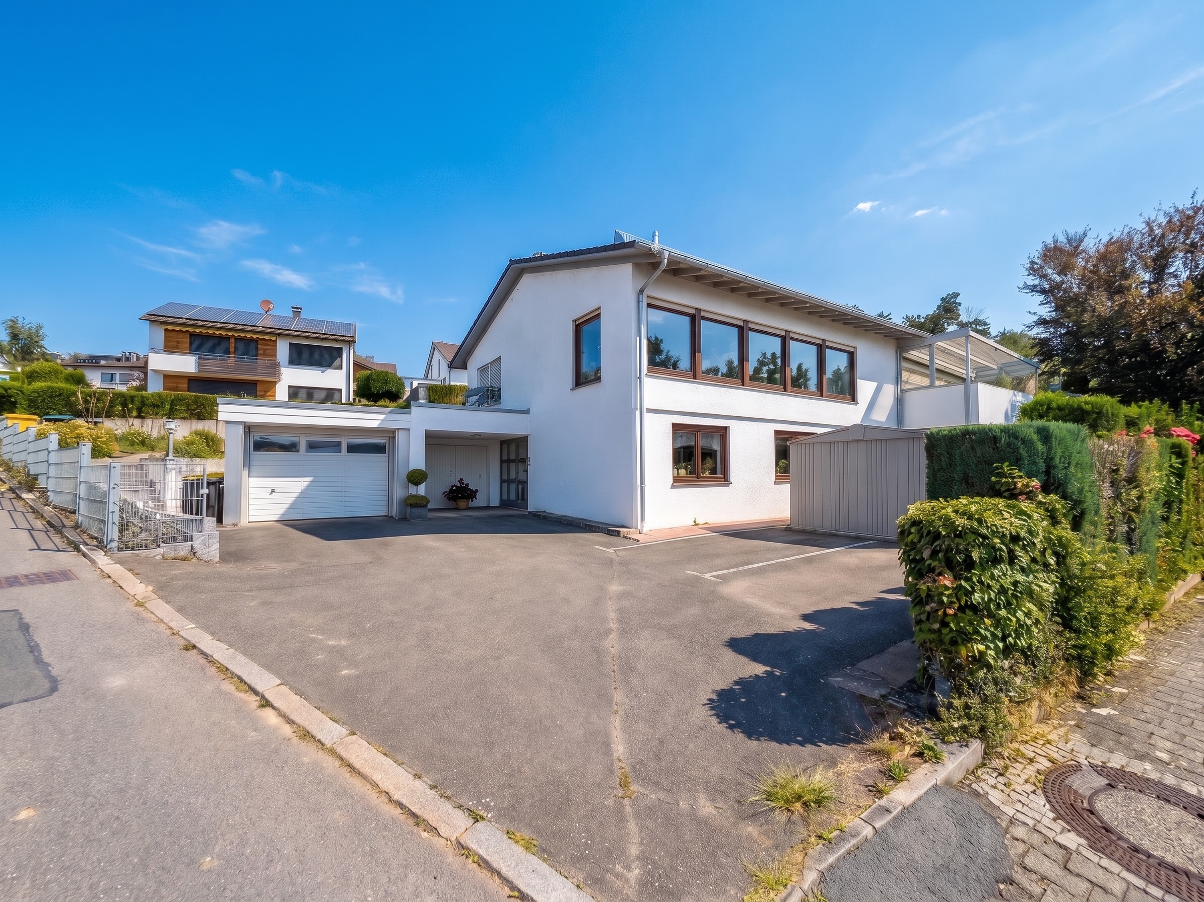 Charaktervolles Wohnhaus mit Einliegerwohnung in ruhiger Hanglage von Waiblingen!