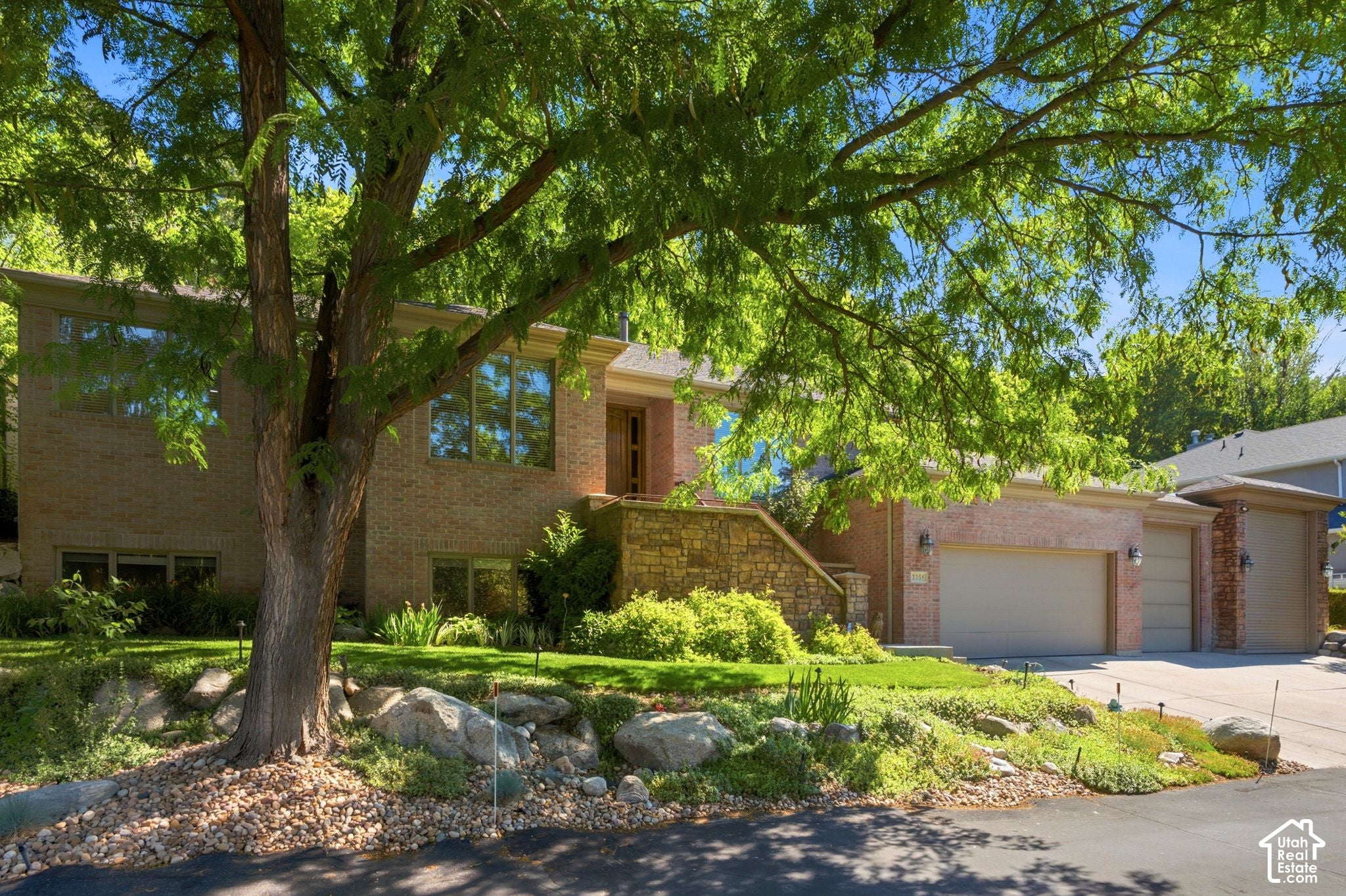 Elegant Rambler with Private Wooded Retreat