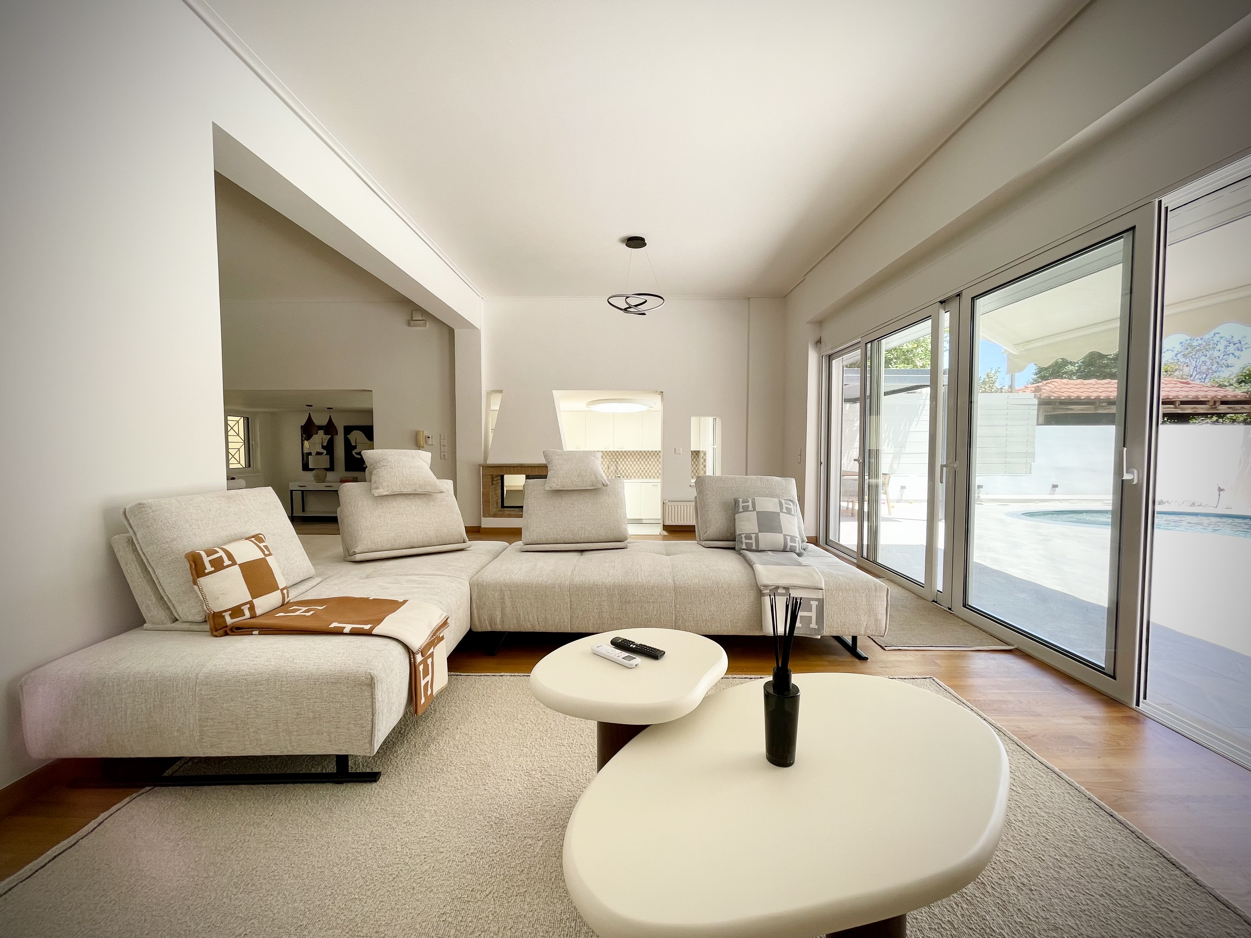 Fully furnished duplex apartment with private pool