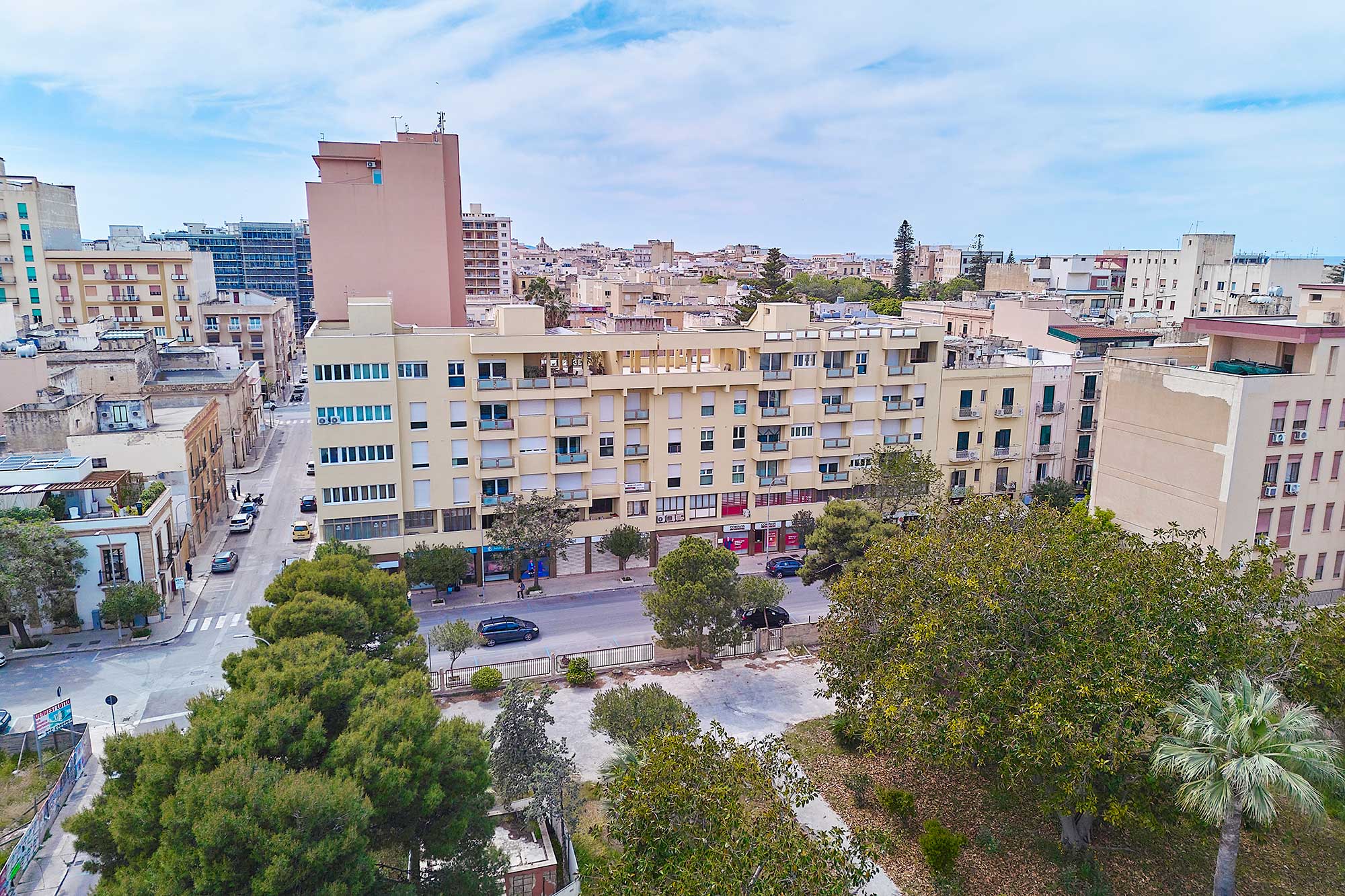Vierzimmerwohnung mit Blick auf den Monte Erice: Effizienz und Komfort
