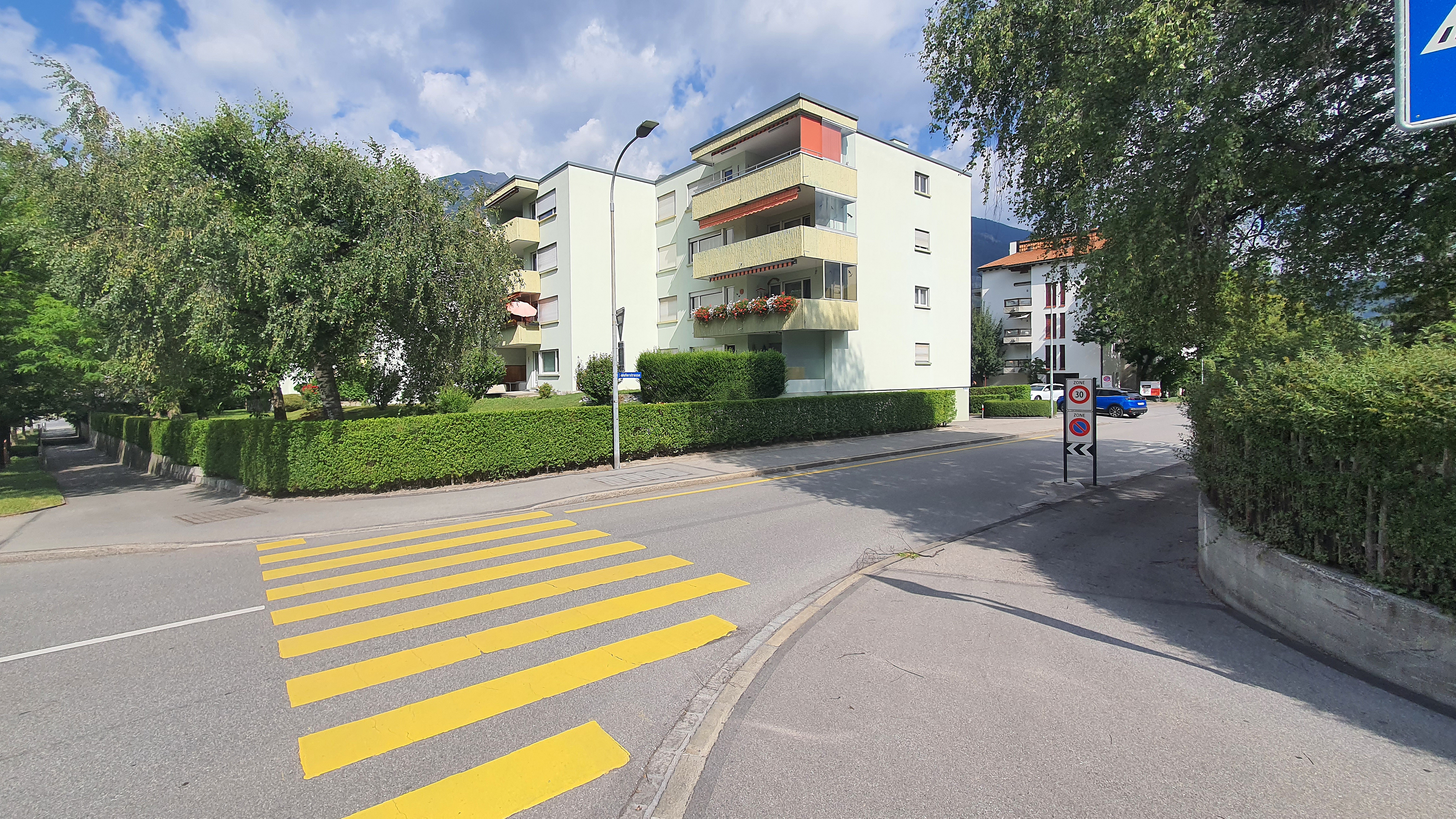 Live centrally in the Alpine city of Chur