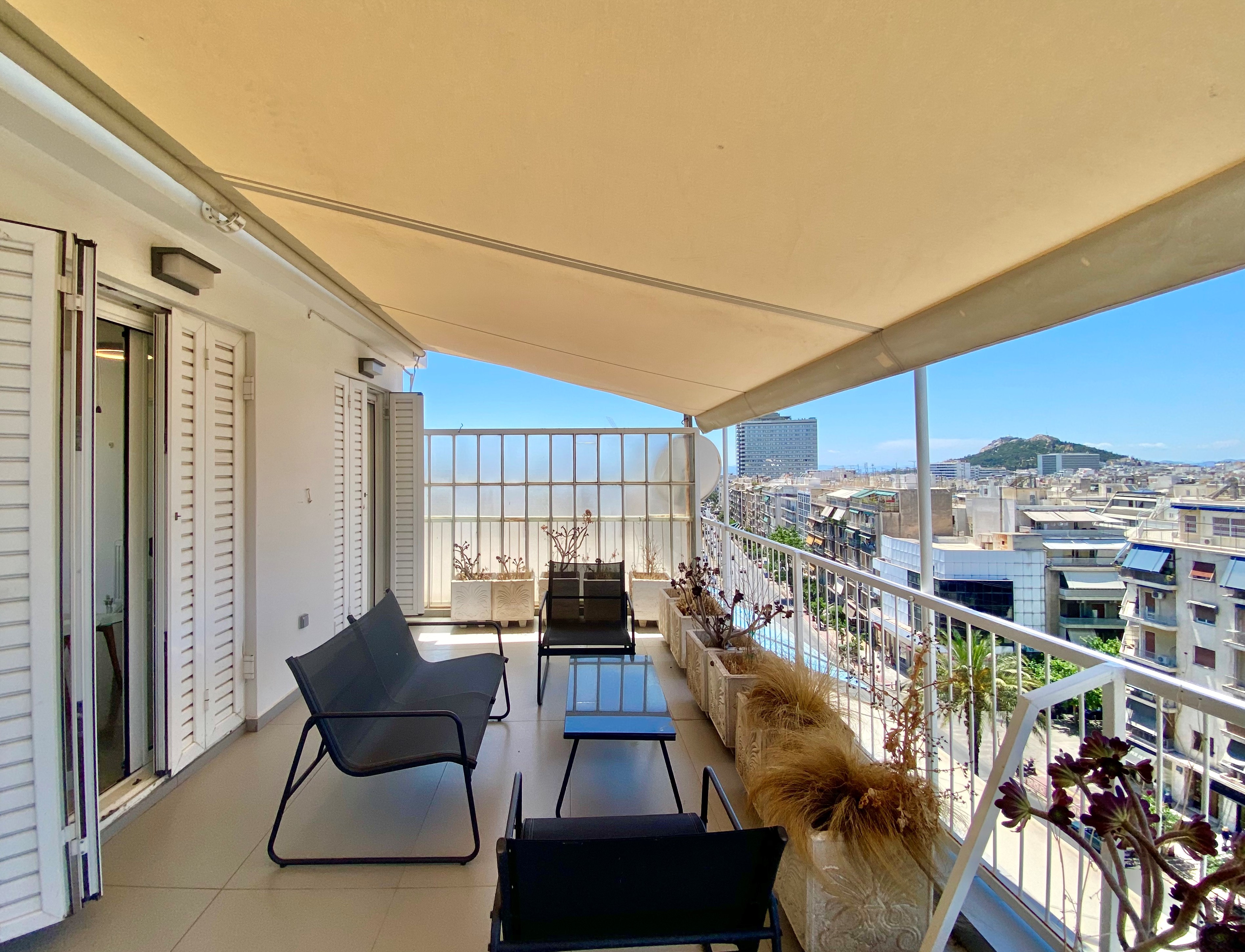 Cozy furnished rooftop apartment with unlimited view