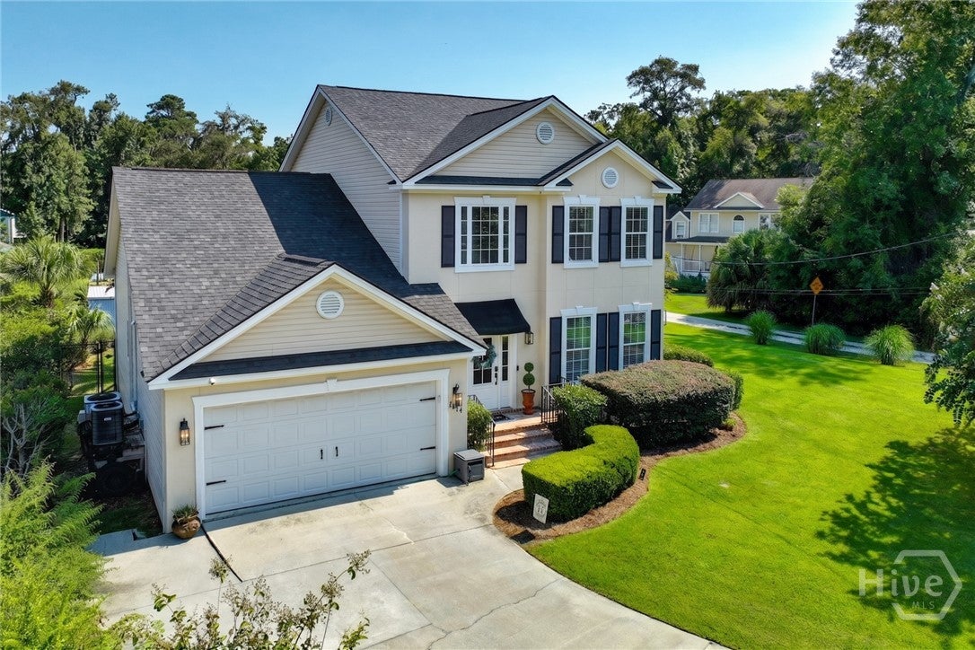 Your Own Slice of Island Life on Over Half an Acre