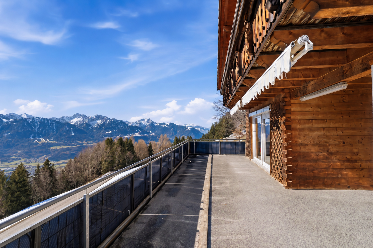 Natur, Ruhe und Sonne vereint – Ihr Zuhause am Dünserberg!