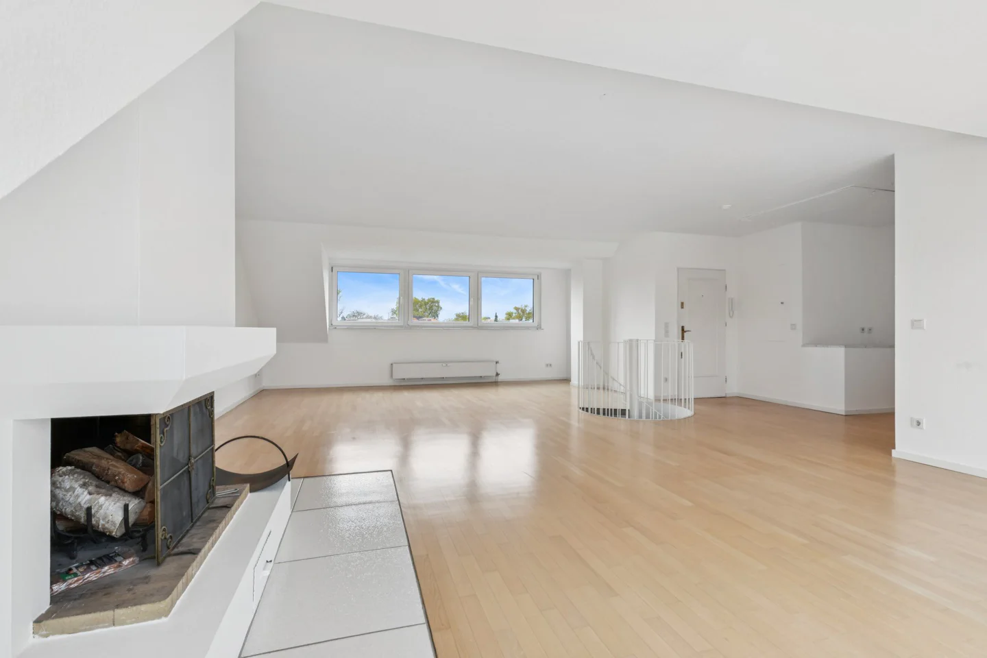 Lichtdurchflutete Maisonette mit großzügigem Balkon in begehrter Lage von Köln-Lindenthal - Foto 5