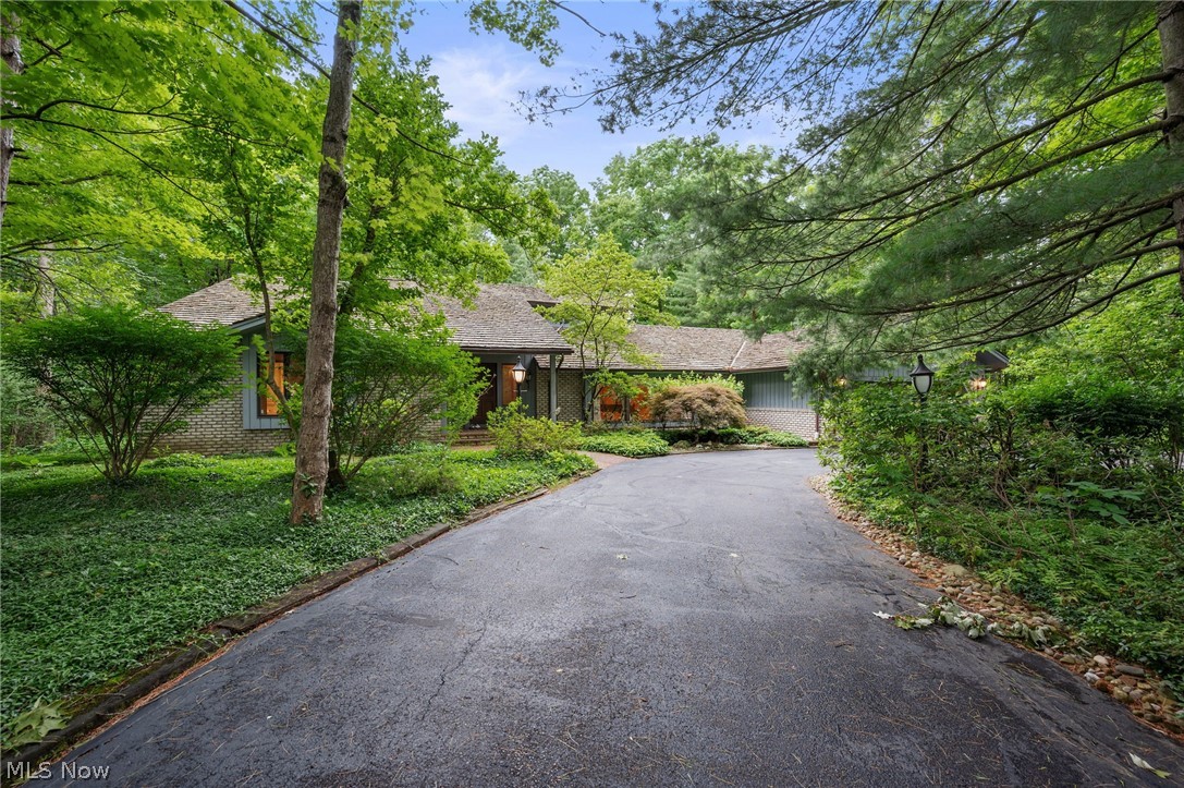 Picturesque 3.97-Acre Property in Moreland Hills