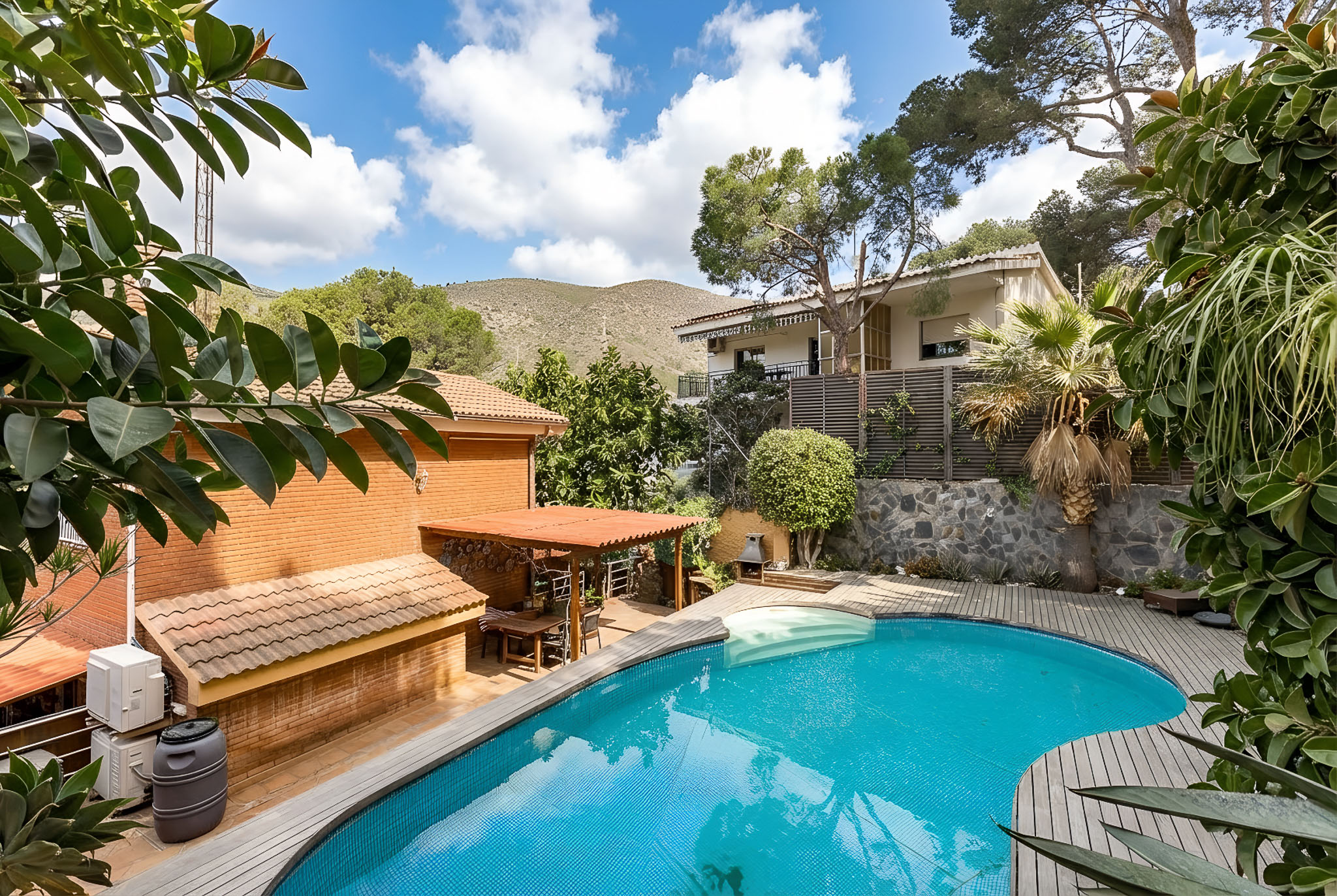 Exclusive Villa in the Prestigious El Poal Neighborhood.