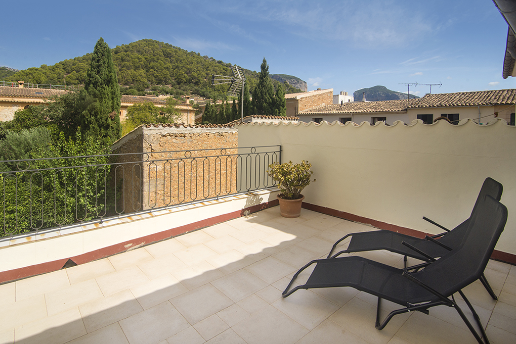 Charming village house with vacation rental license in the heart of Alaró