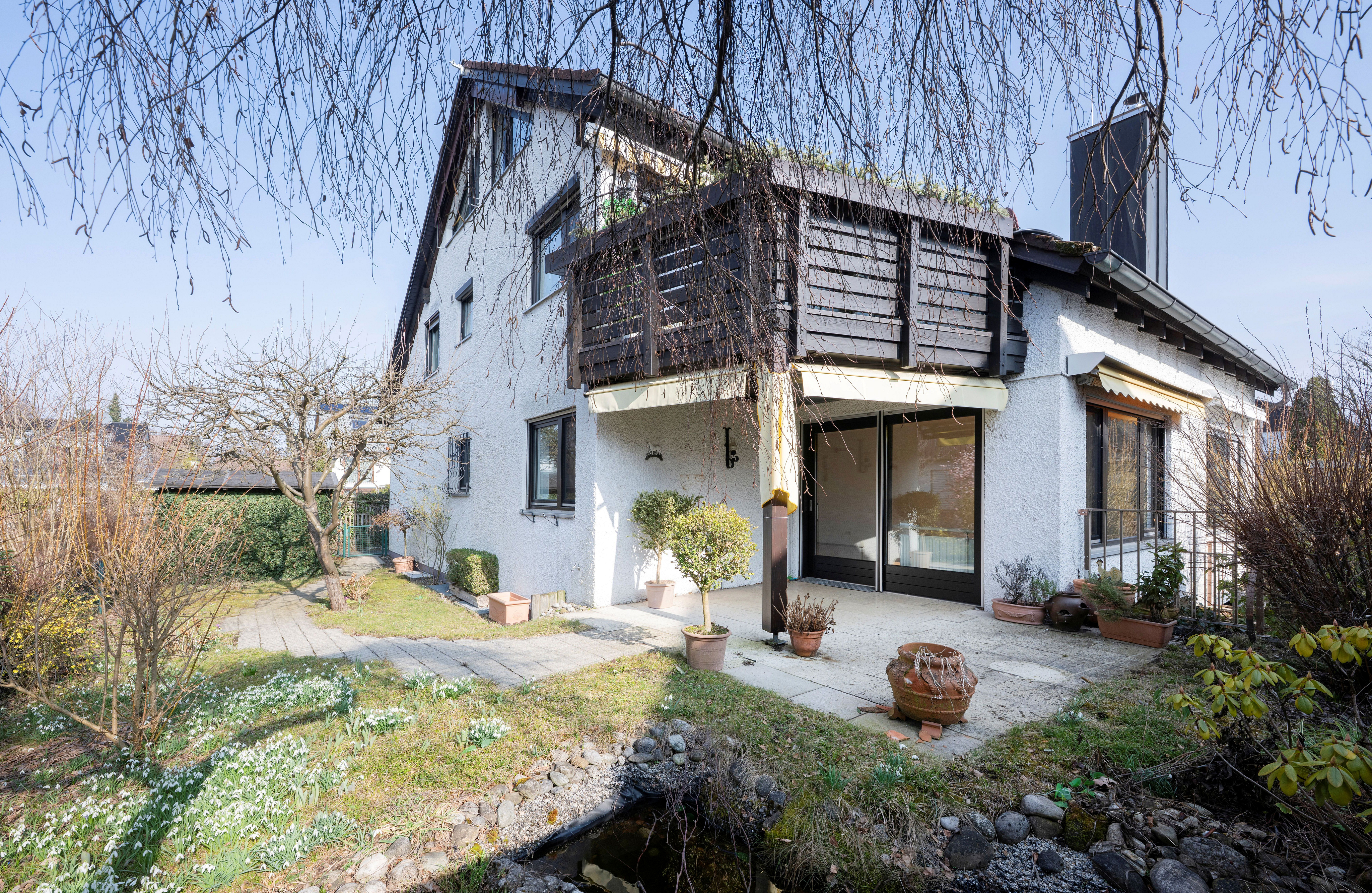 Charmante 3-Zimmer Erdgeschoßwohnung mit Souterrain und sonnigem Garten