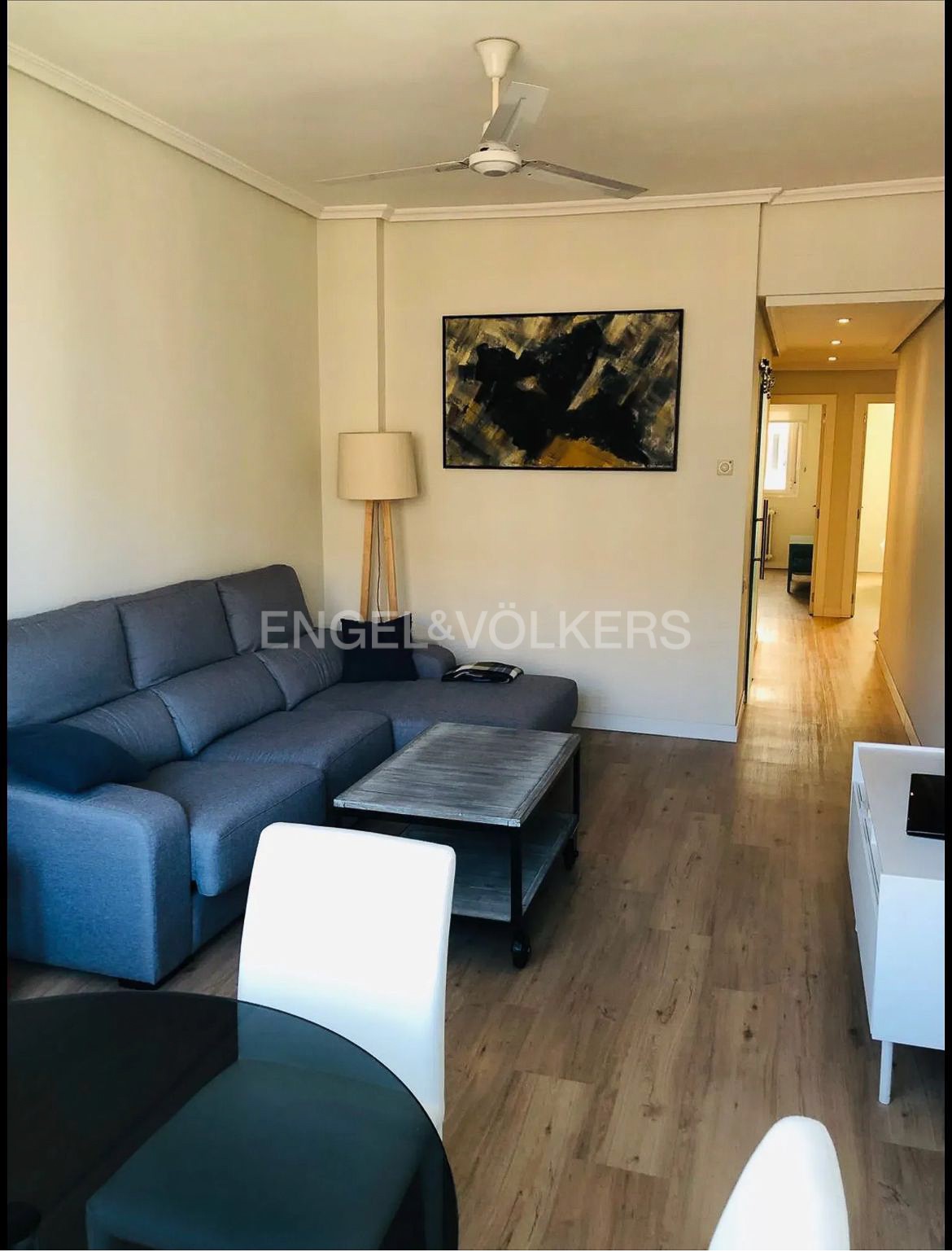 Bright apartment furnished in street Sor Angela de la Cruz