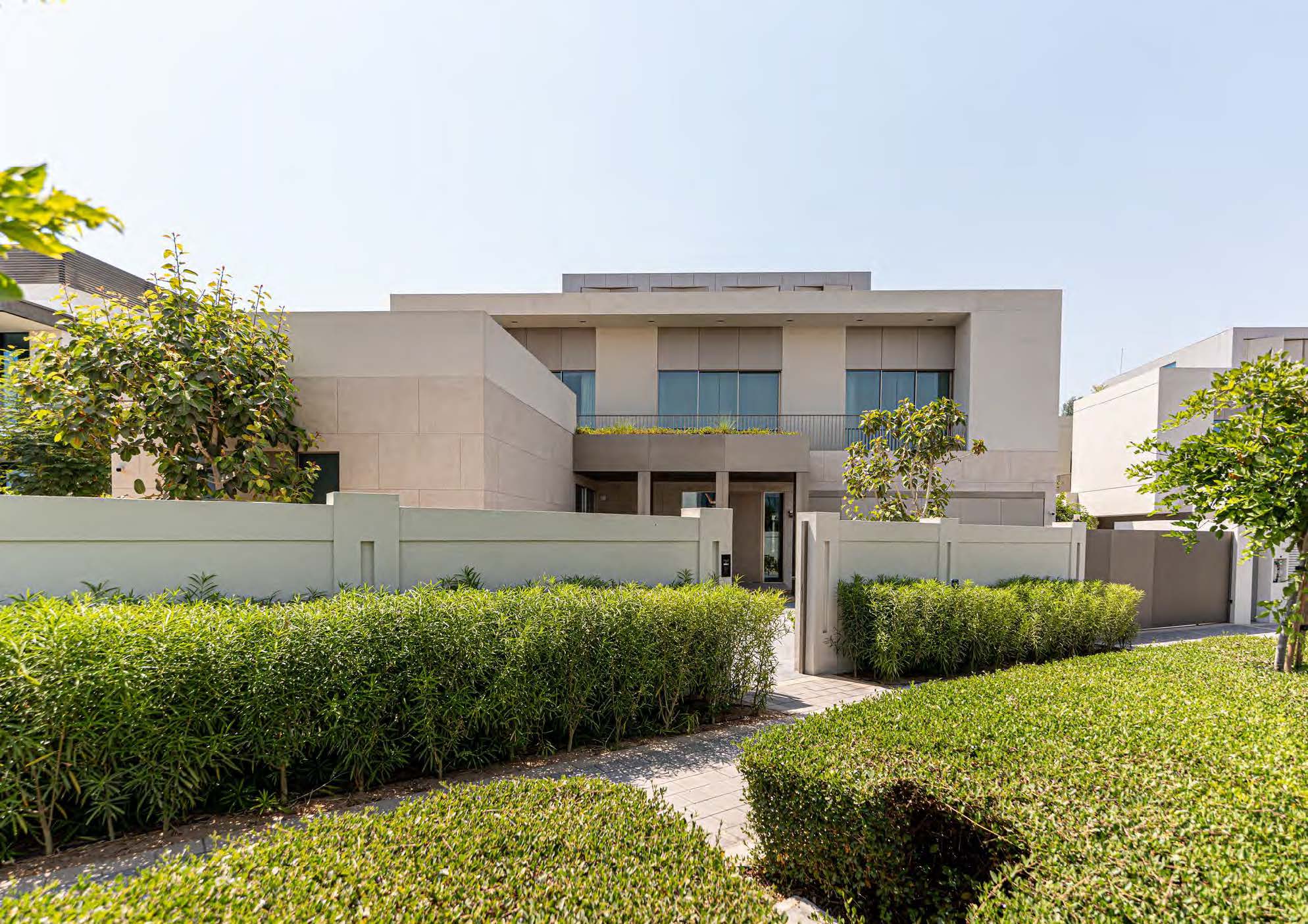 Architectural Masterpiece| Golf View| Ultra Luxury
