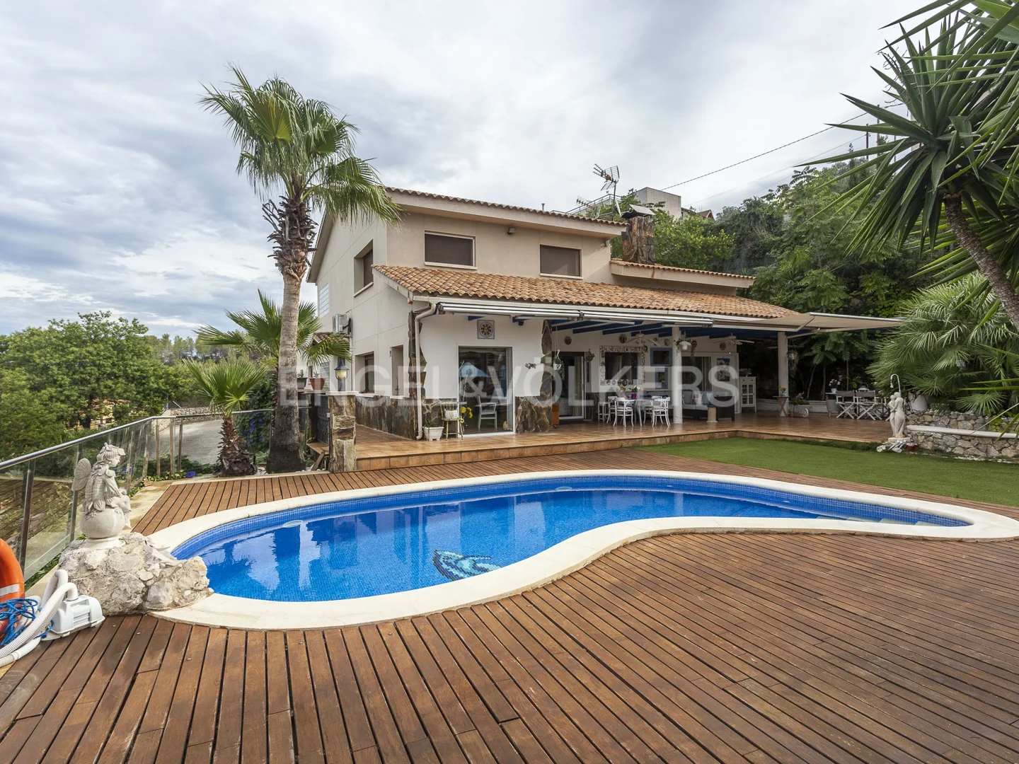 House with amazing views of Garraf park