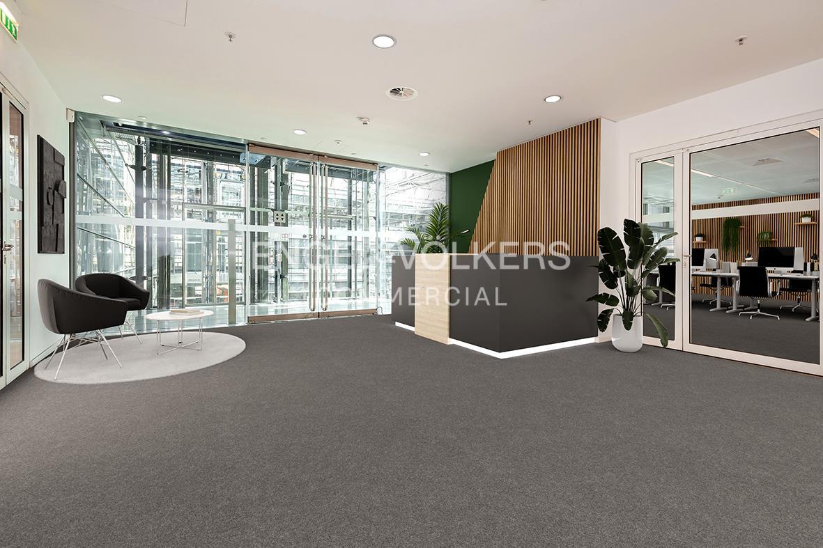 Erstklassiges Büro mit Terrasse