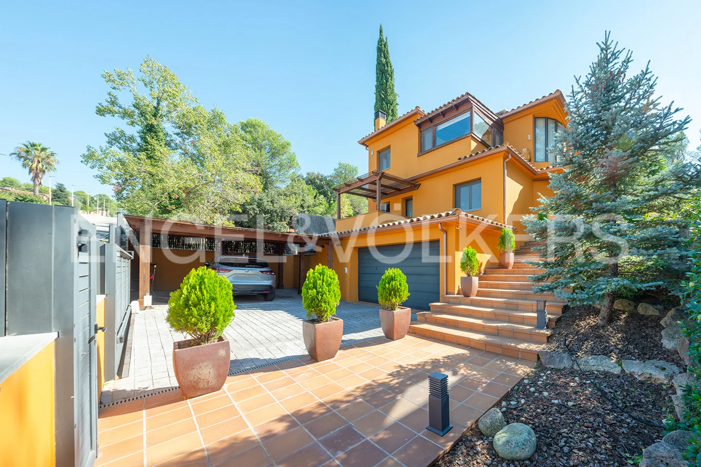 House with garden and pool in the Golf de Sant Julià