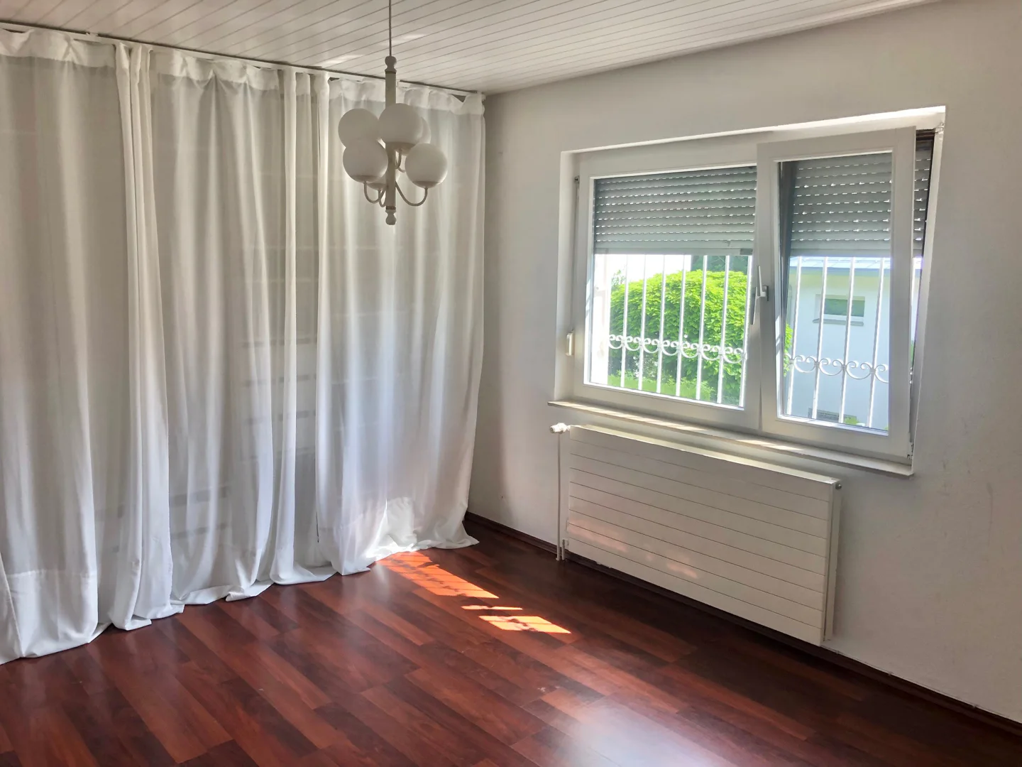 Schöne Erdgeschosswohnung in Halbhöhenlage - Photo 3