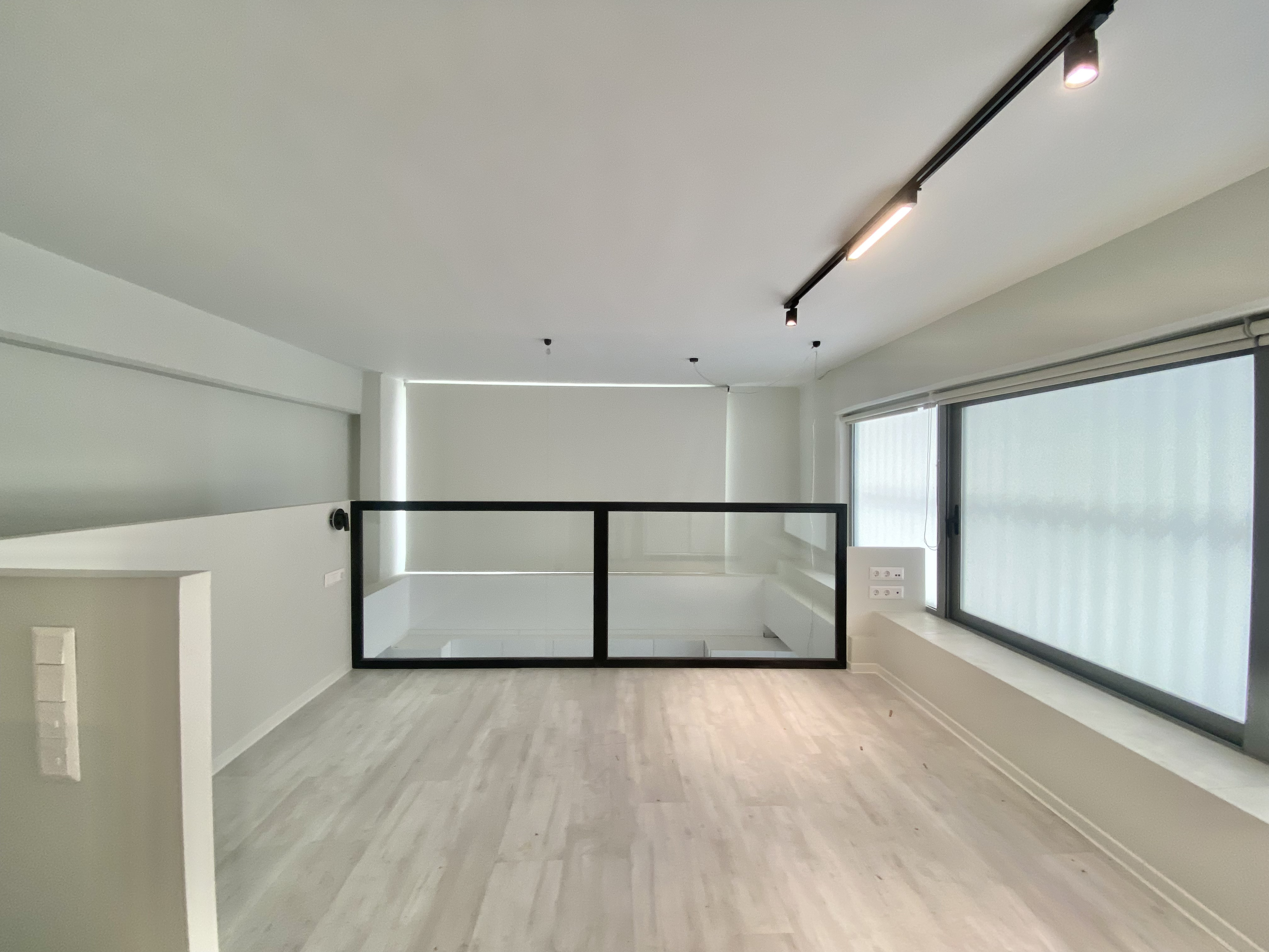Elegant renovated loft near Pedion tou Areos