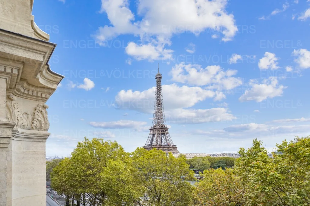 Paris XVI - Passy/Banks of the Seine - Exceptional Apartment