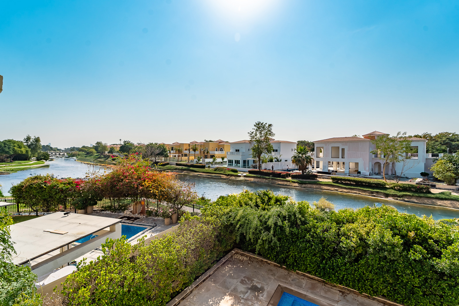 Lake View | Garden Hall | Renovation Opp