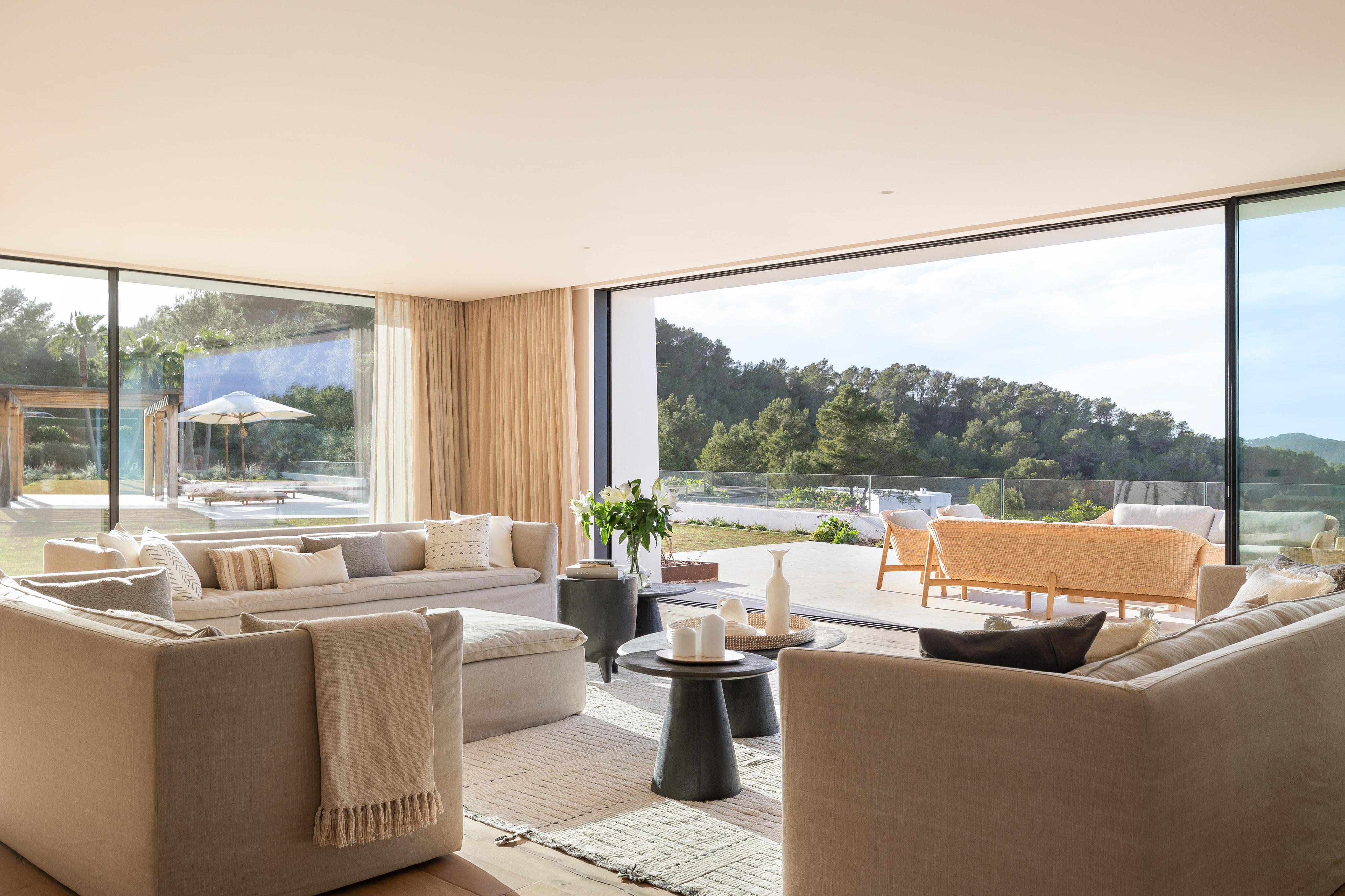 Exclusive villa with mediterranean sea views