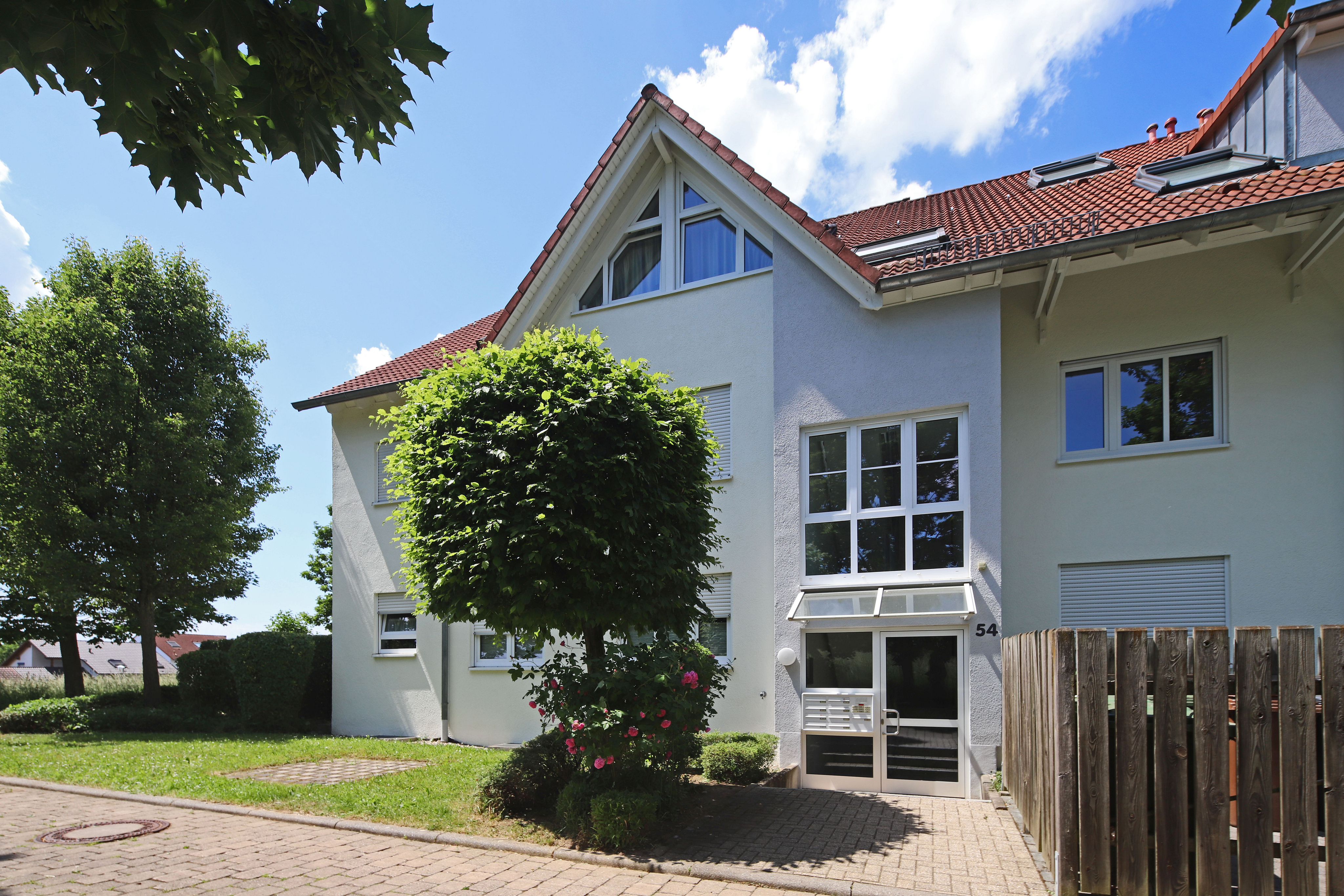 Charmante Dachgeschoss-Maisonette mit Süd-Balkon und flexiblem Wohnkonzept
