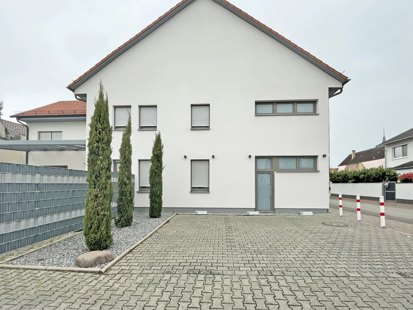 Top-moderne 3- Zimmer Wohnung in zentraler Lage - Photo 4