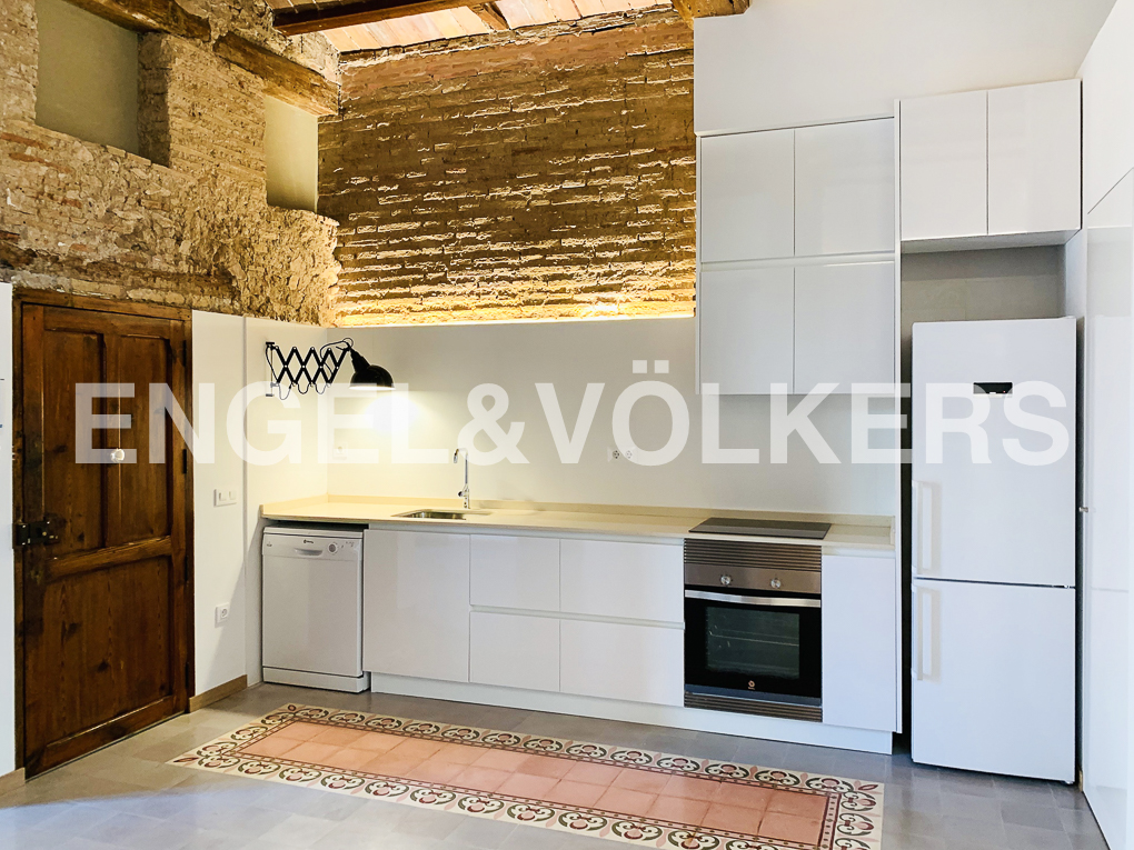 Renovated and cozy flat next to the port