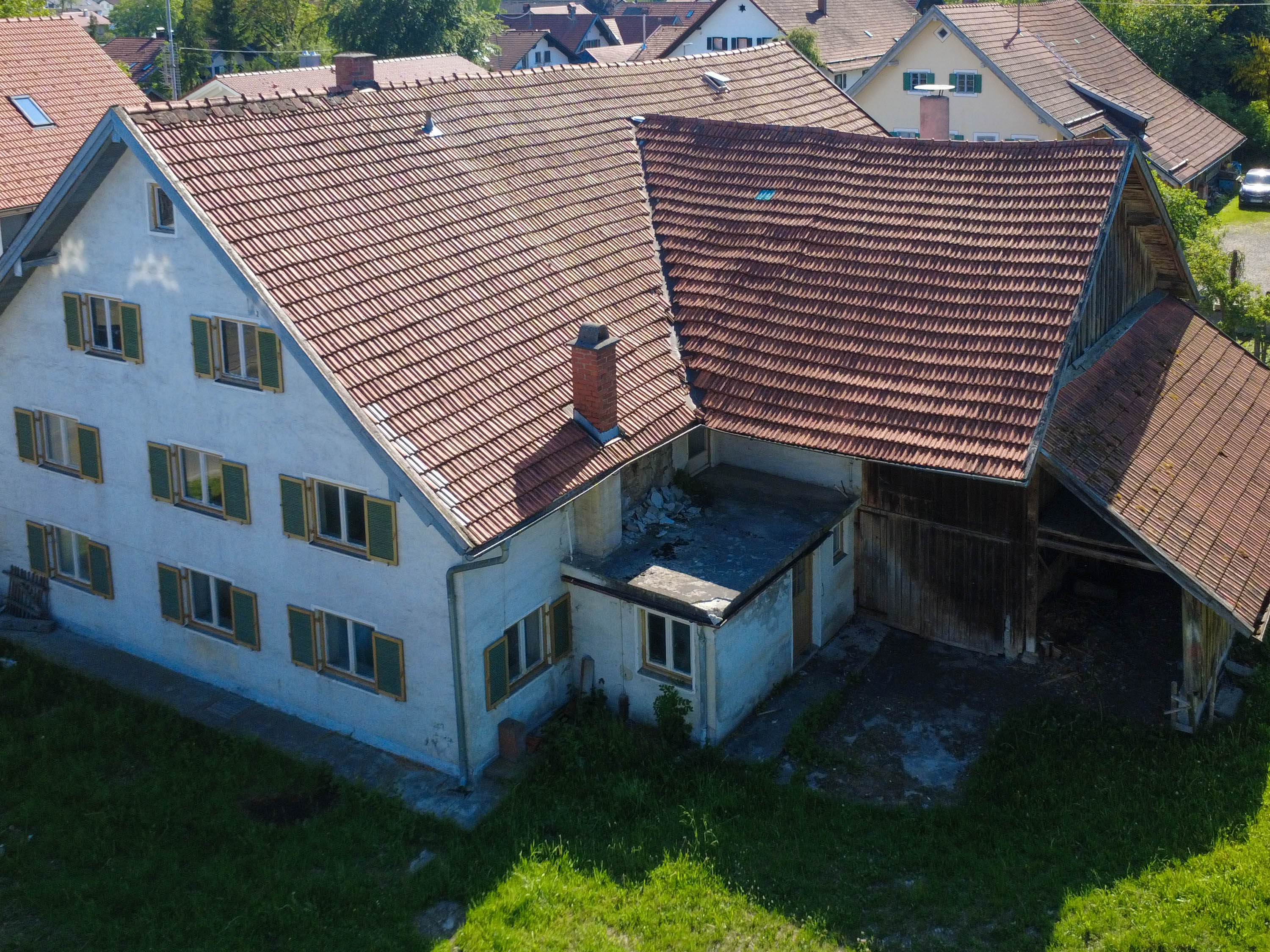 Kleiner Bauernhof zum Sanieren und Ausbauen - auch Neubebauung nach § 34 BauGB möglich