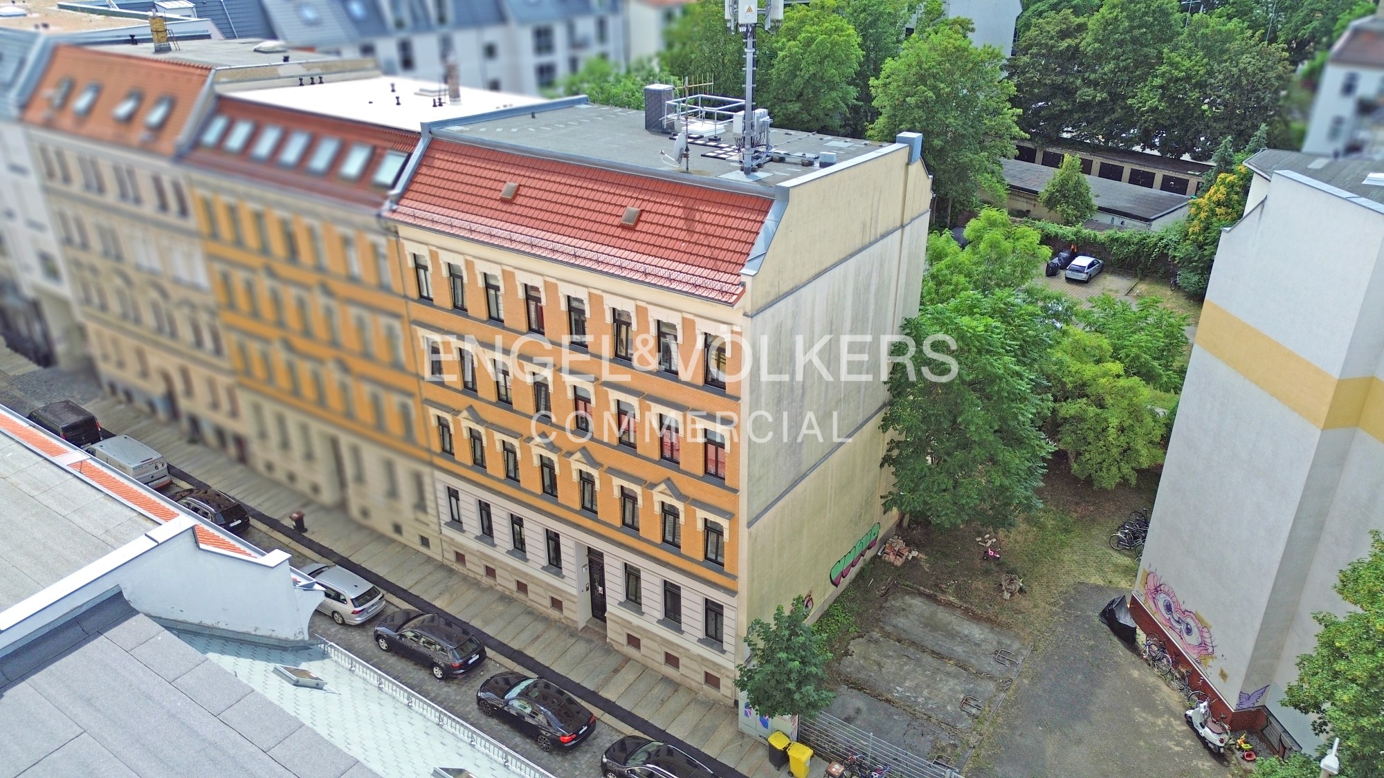 Denkmalgeschütztes Mehrfamilienhaus mit Ausbaupotential