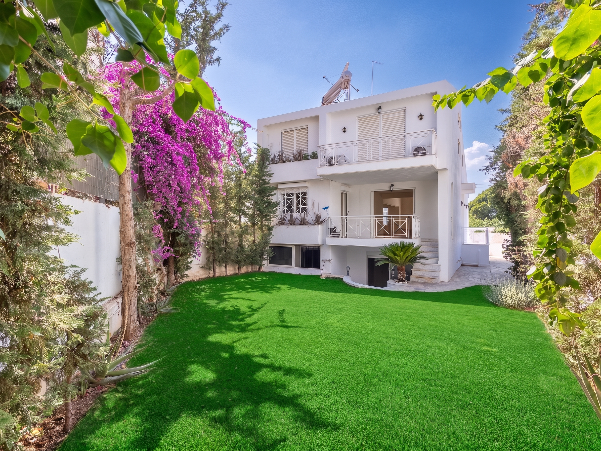 Spacious 4-level family residence in prestigious Voula