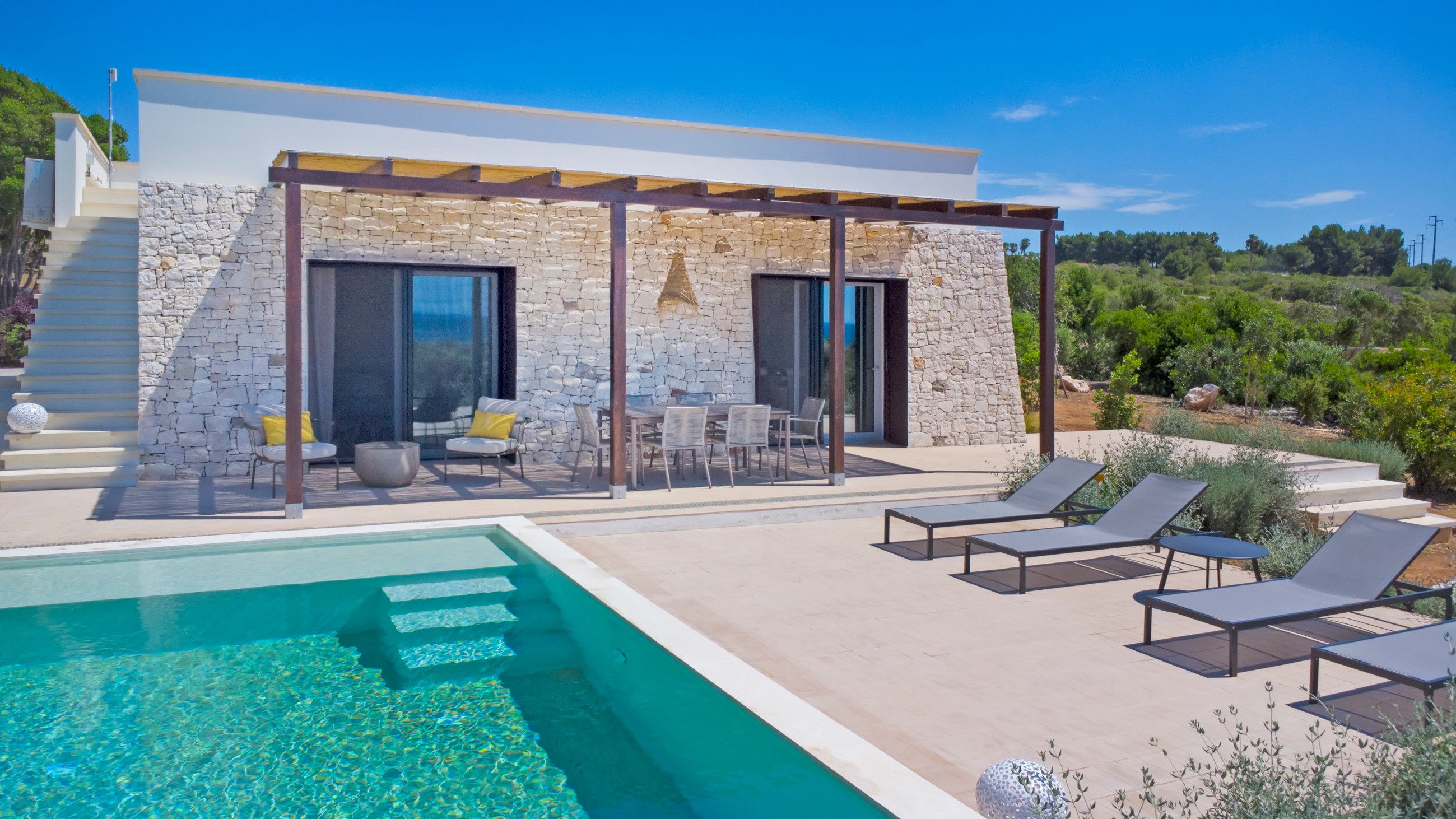 Villa Corten with pool and sea view