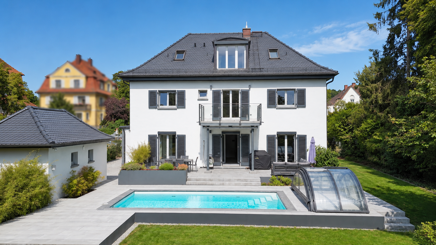 Historische Eleganz neu definiert – Kernsanierte Villa mit modernster Technik und exklusivem Wohnkomfort
