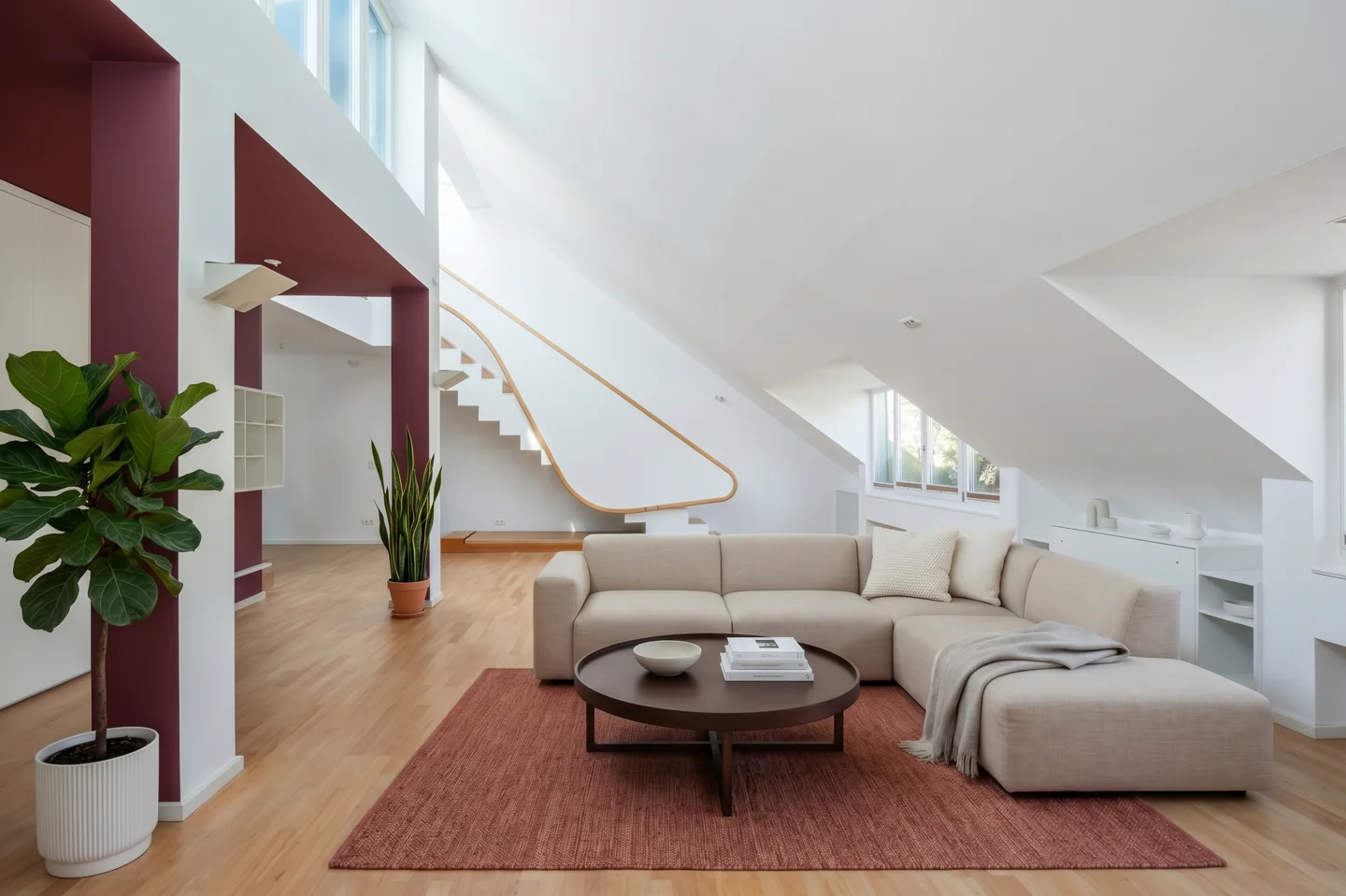 Spektakuläre Maisonette über den Dächern der Kunstszene im Scheunenviertel - Photo 1