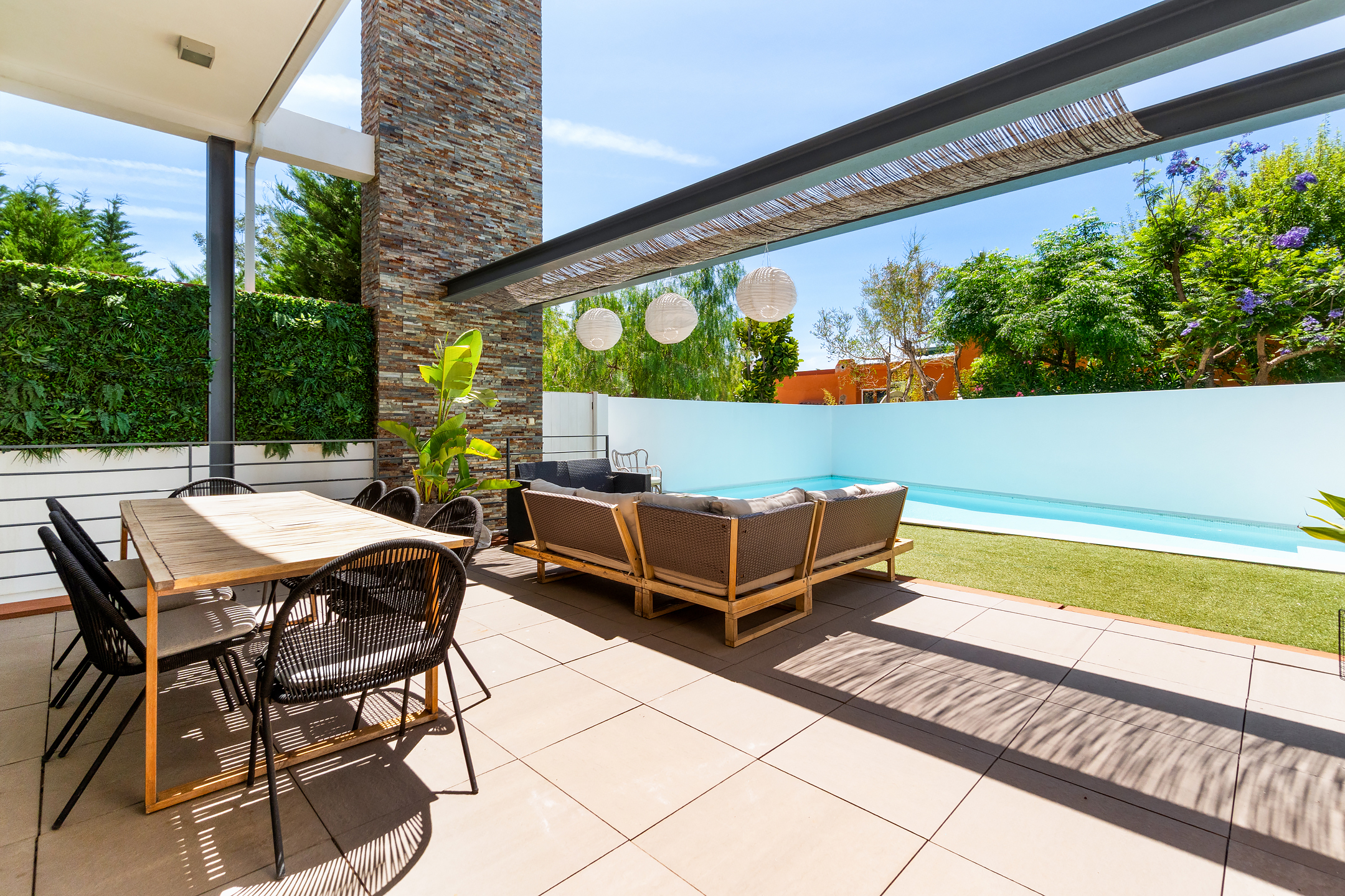 Contemporary 3-Bedroom Villa with Private Pool and Sea-View Rooftop Terrace