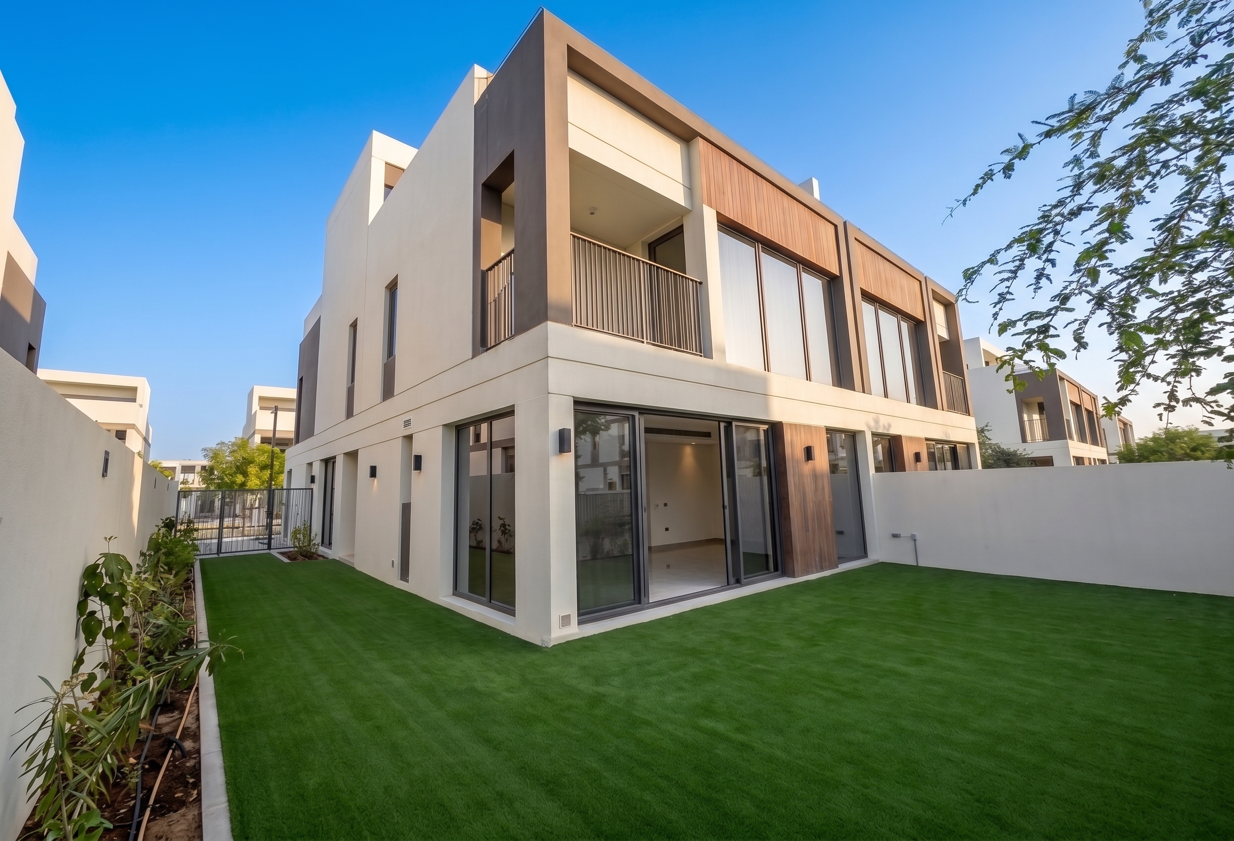 Open Kitchen | Vacant Soon | Triplex (G + 2 Floors)