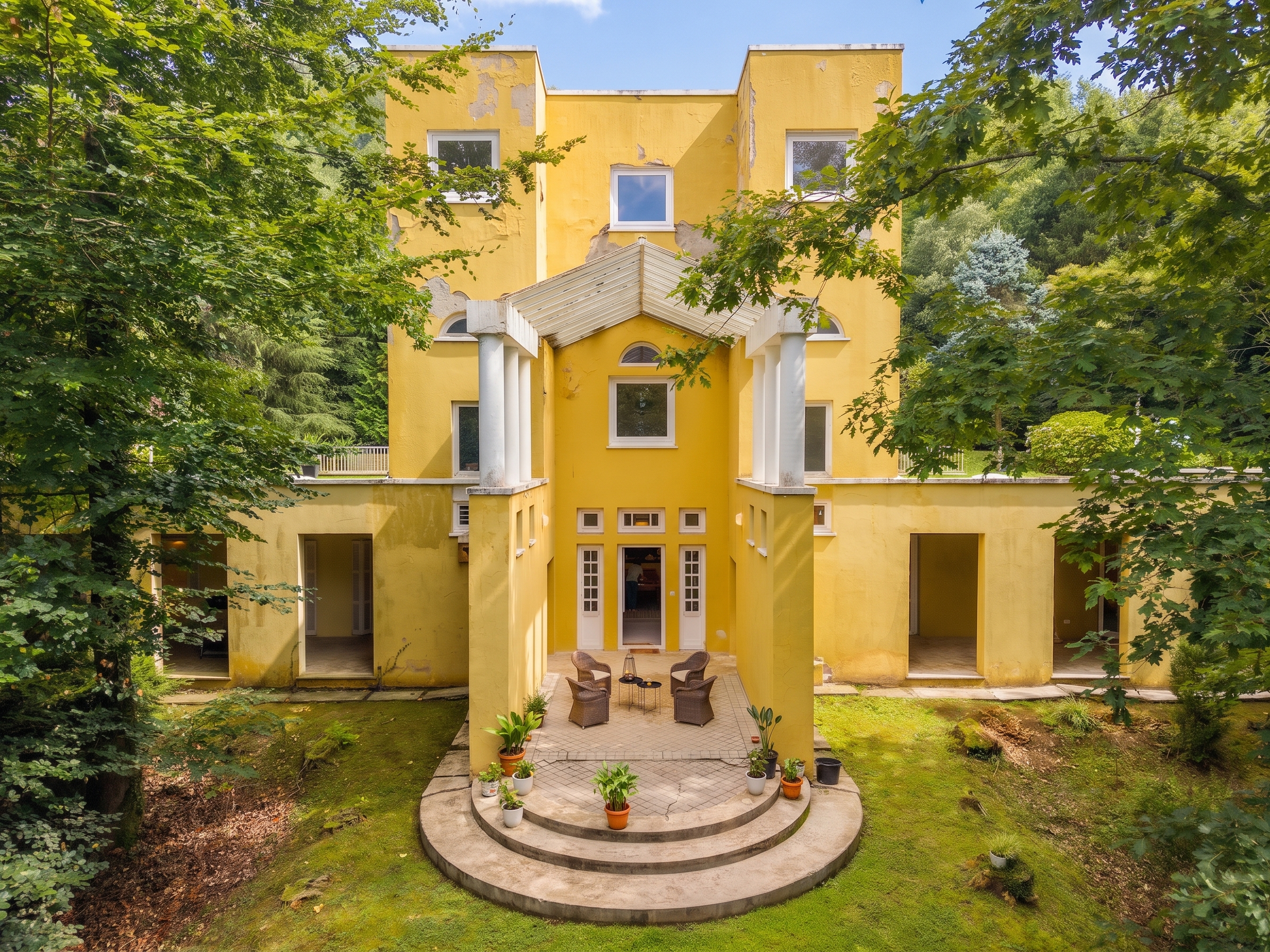 MENDIOLA MANSION: A UNIQUE ARCHITECTURAL MASTERPIECE 15 MINUTES FROM SAN SEBASTIÁN