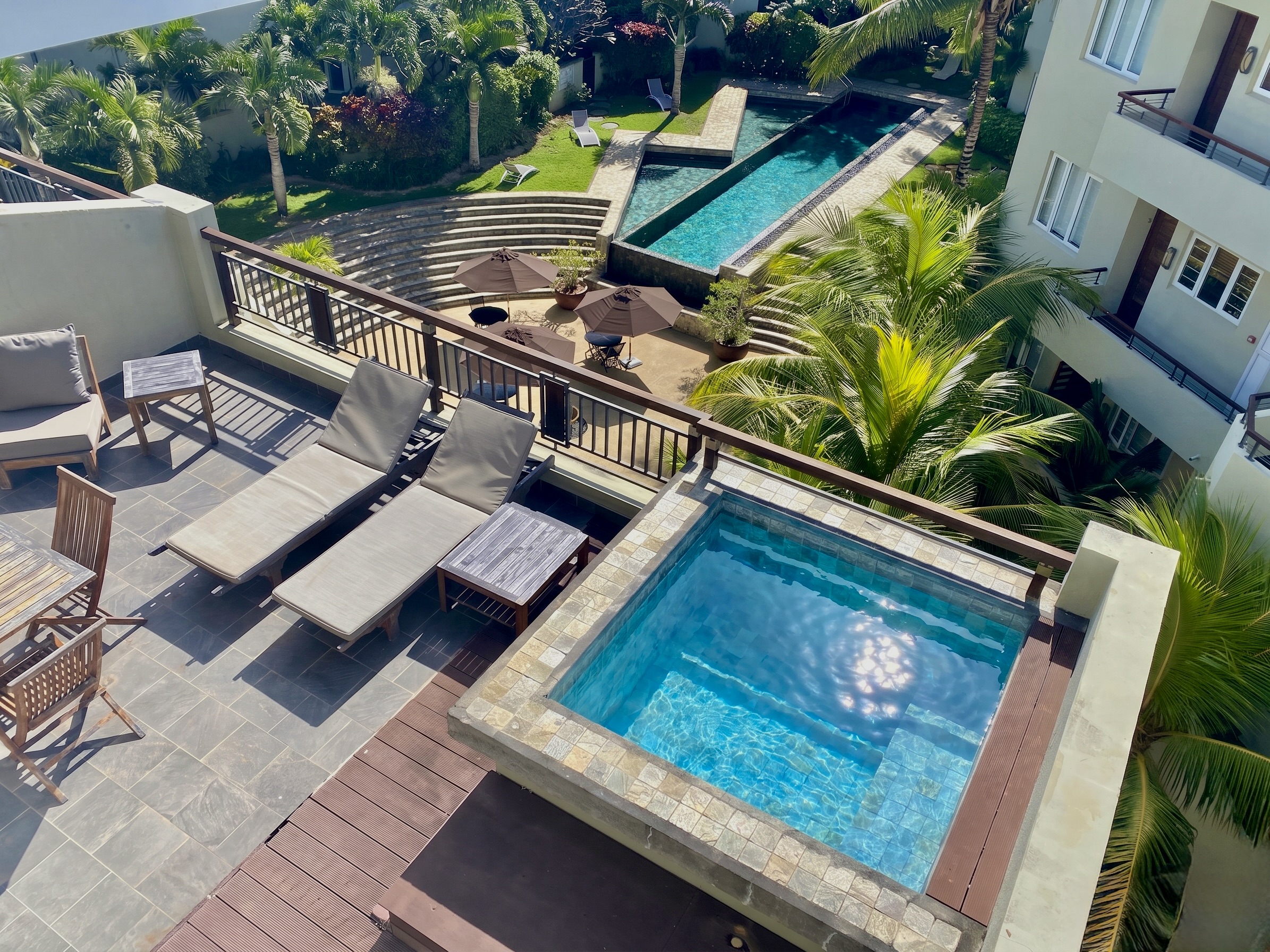Penthouse à louer à Bain-Bœuf, en face de la plage
