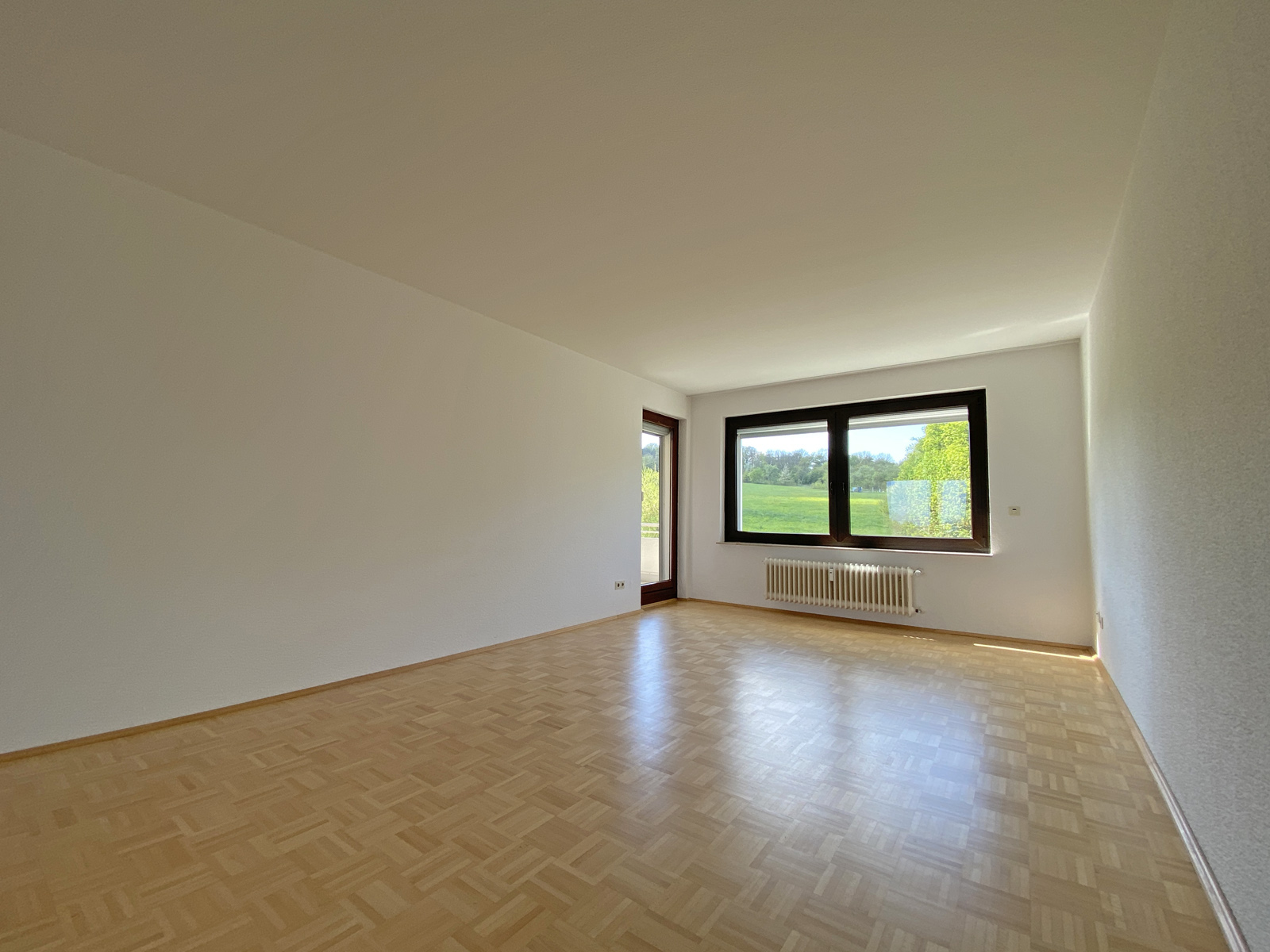 3 Zi.: Ihr Logenplatz am Rottsberg Wohnen mit Naturblick und zwei Loggien