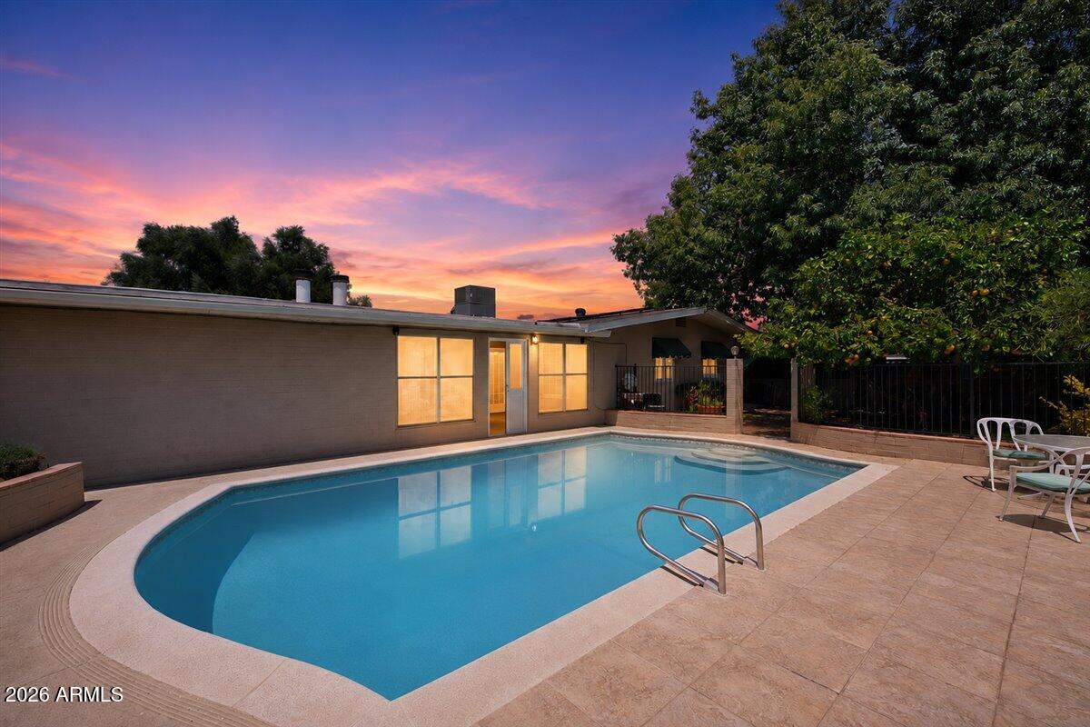 Your Private Phoenix Retreat Awaits