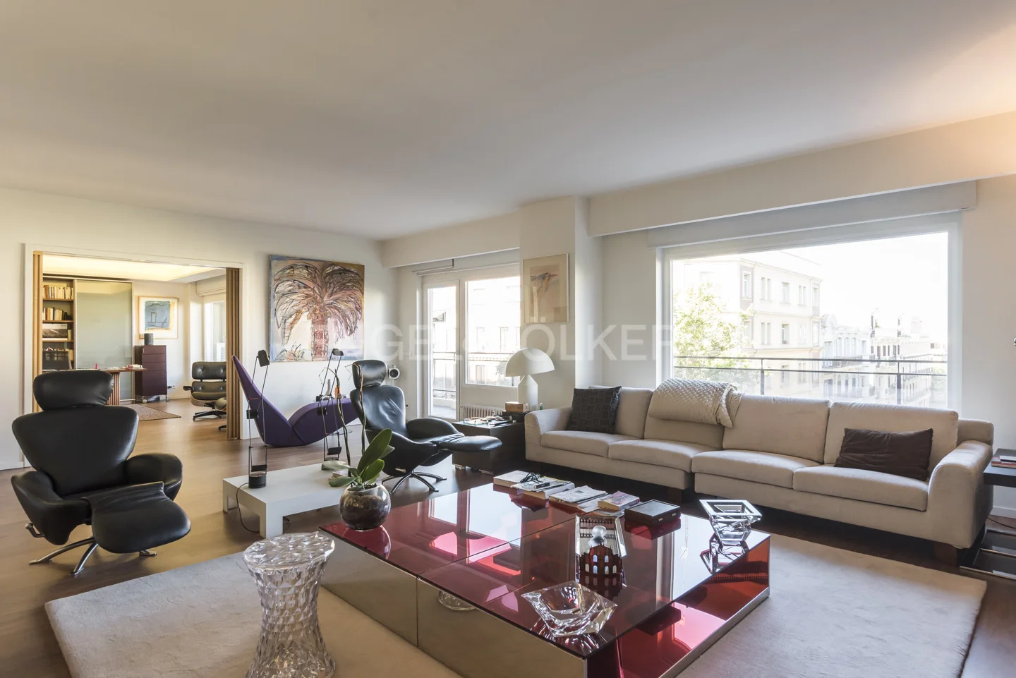 Bright furinished apartment with terrace next to the Retiro Park