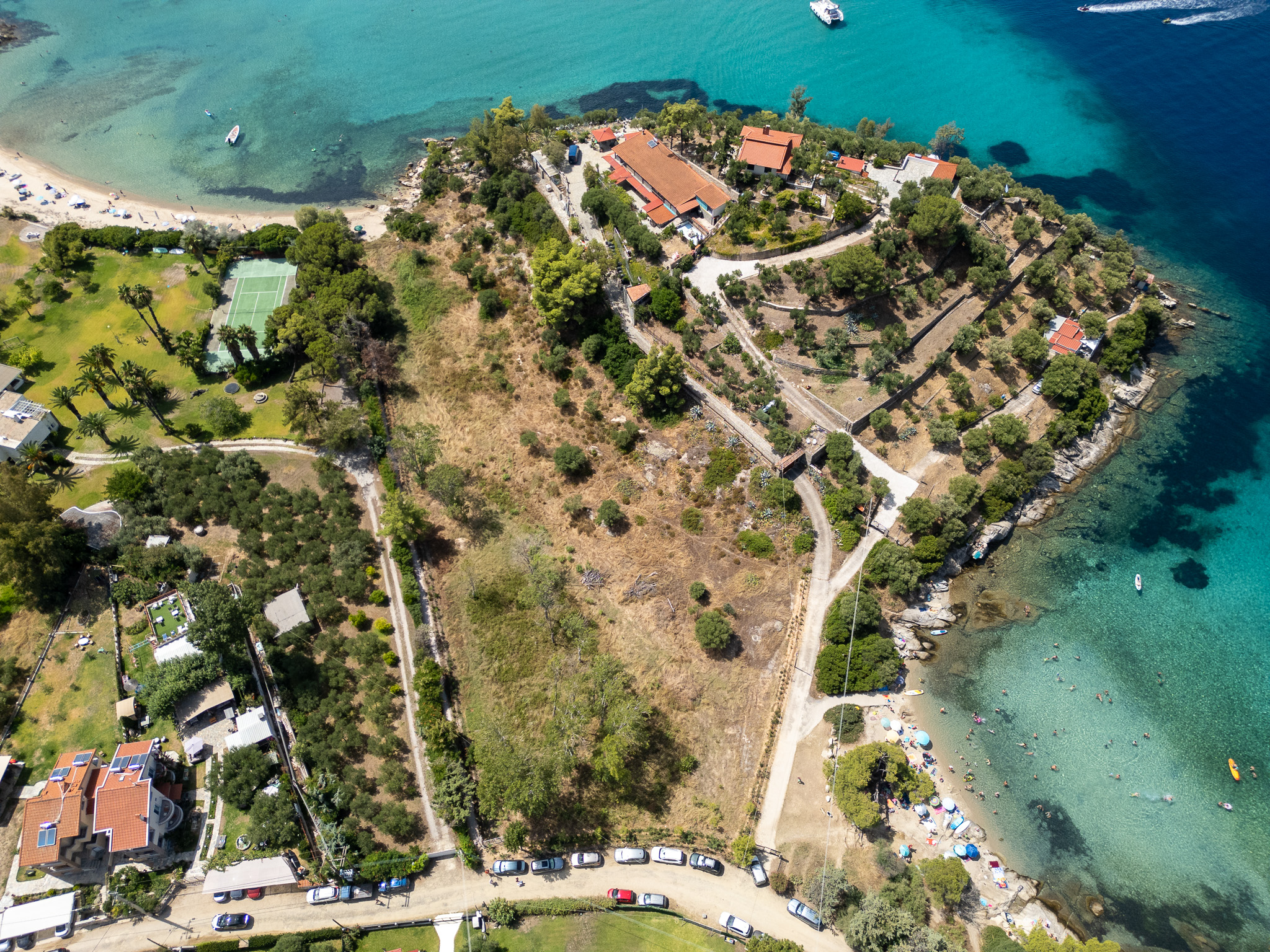 Exceptional beachfront plot with an approved permit for a luxury residence