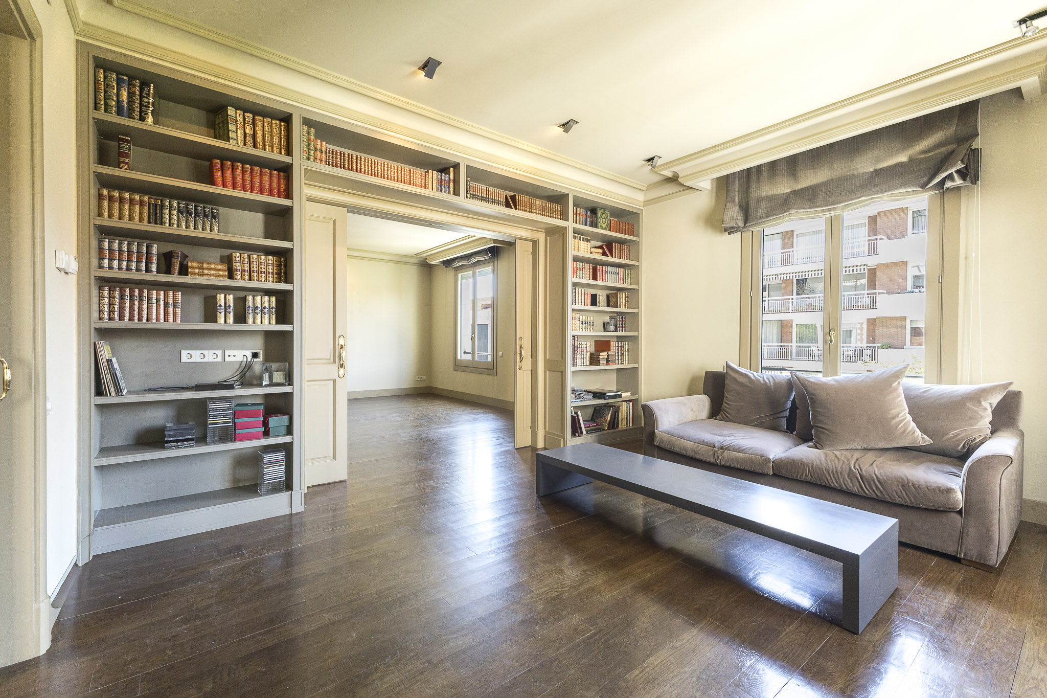 Exclusivity and elegance in the best location in Turó Park