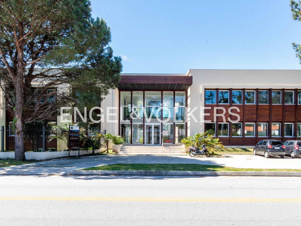 Office building in central location