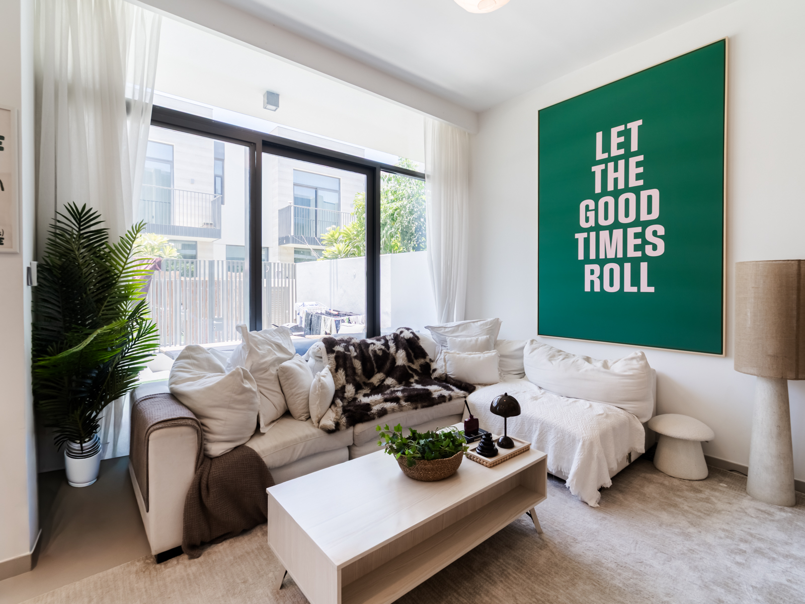 Near to Pool | Vacant | Multiple Options
