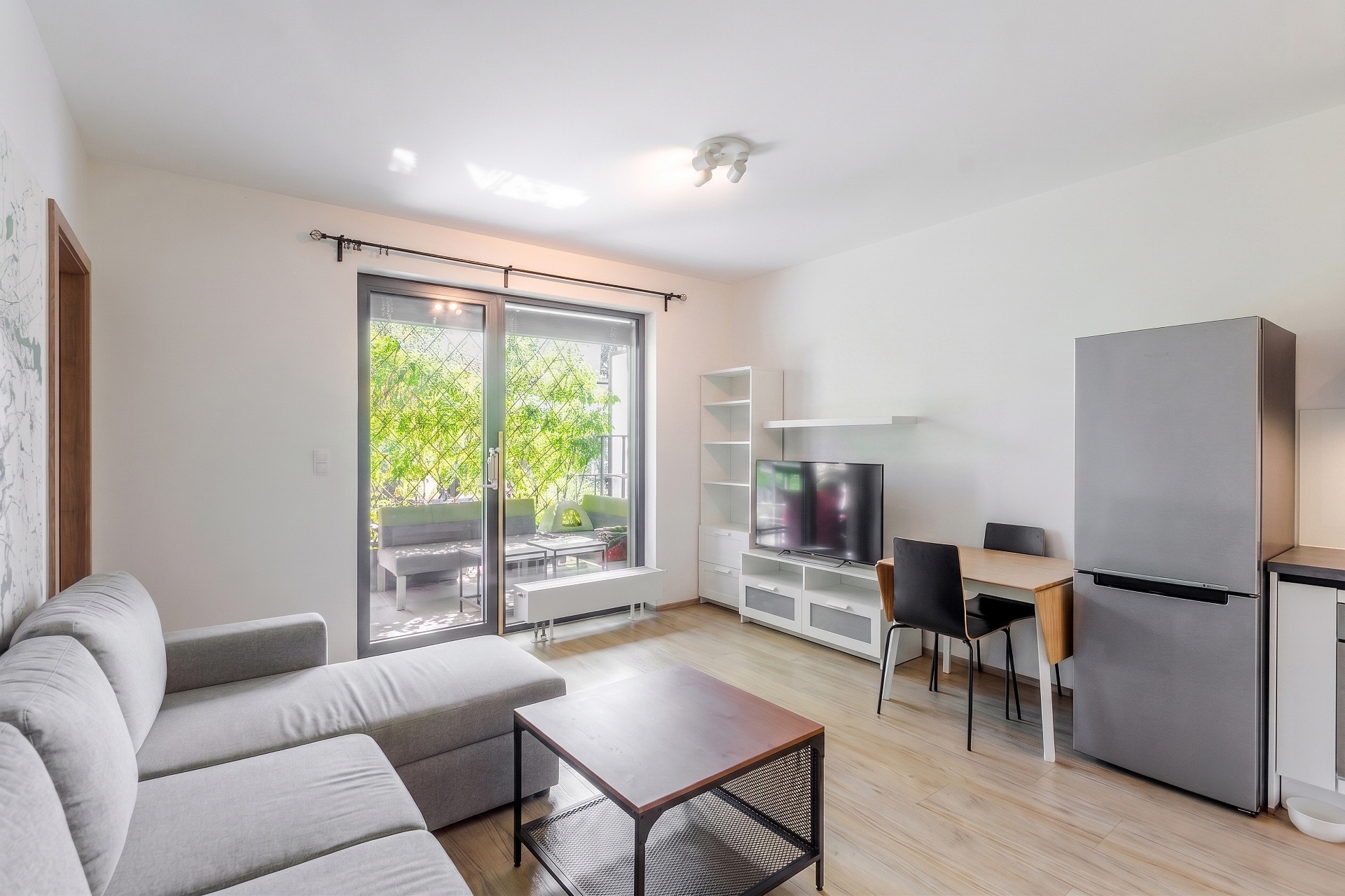 Sale of an apartment 2+kt with private garden and terrace in the prestigious Malvazinky Residence