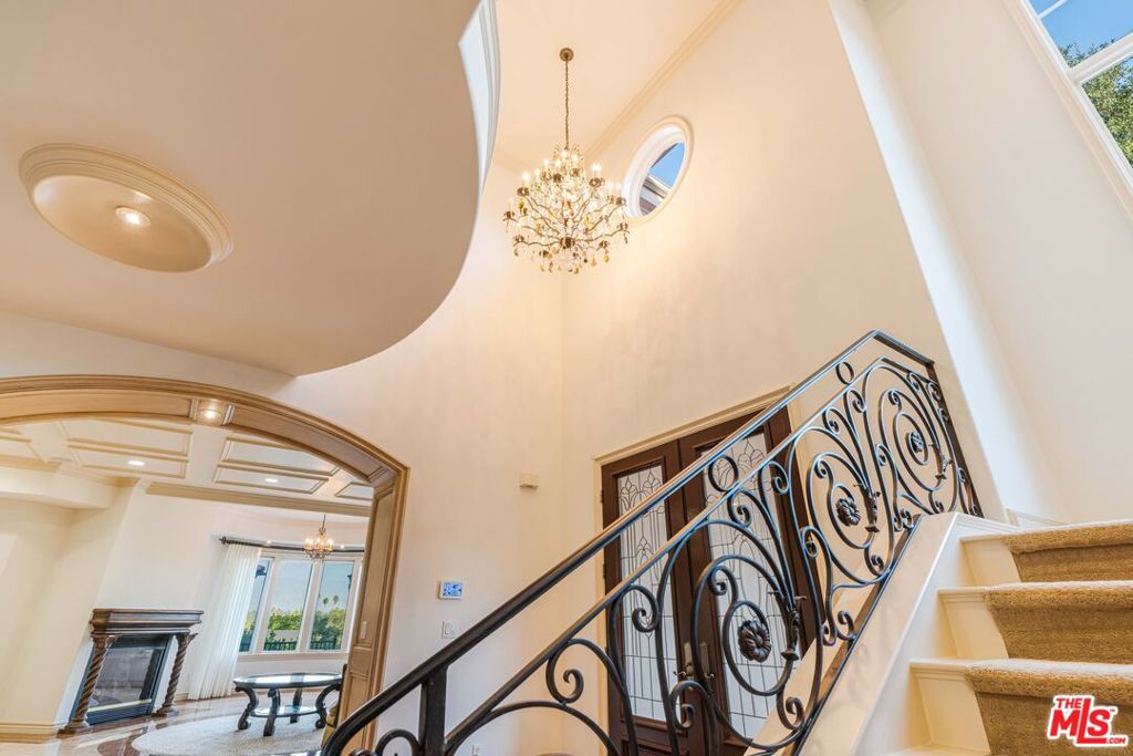Gated South Pasadena Estate with Panoramic Views