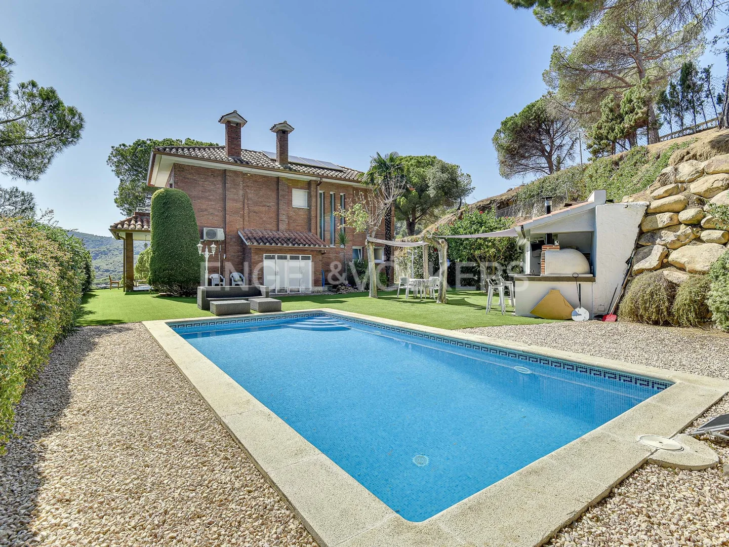 Fantastic location and privacy in Arenys de Munt