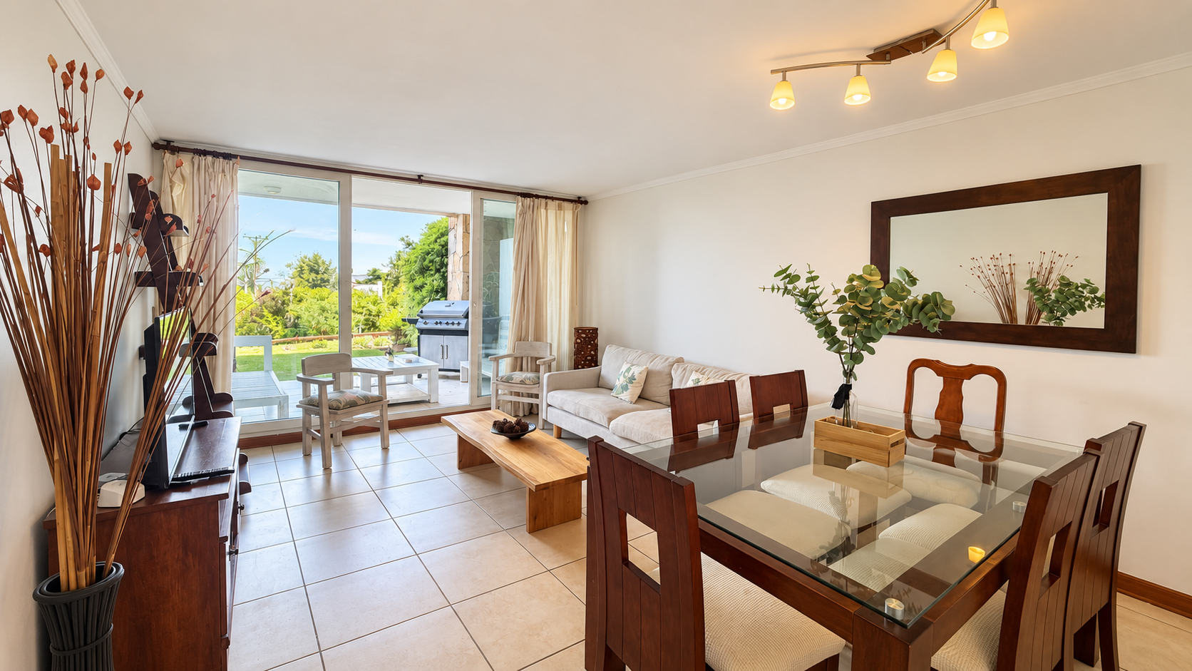 Primer Piso y Vista Al Mar, Marbella