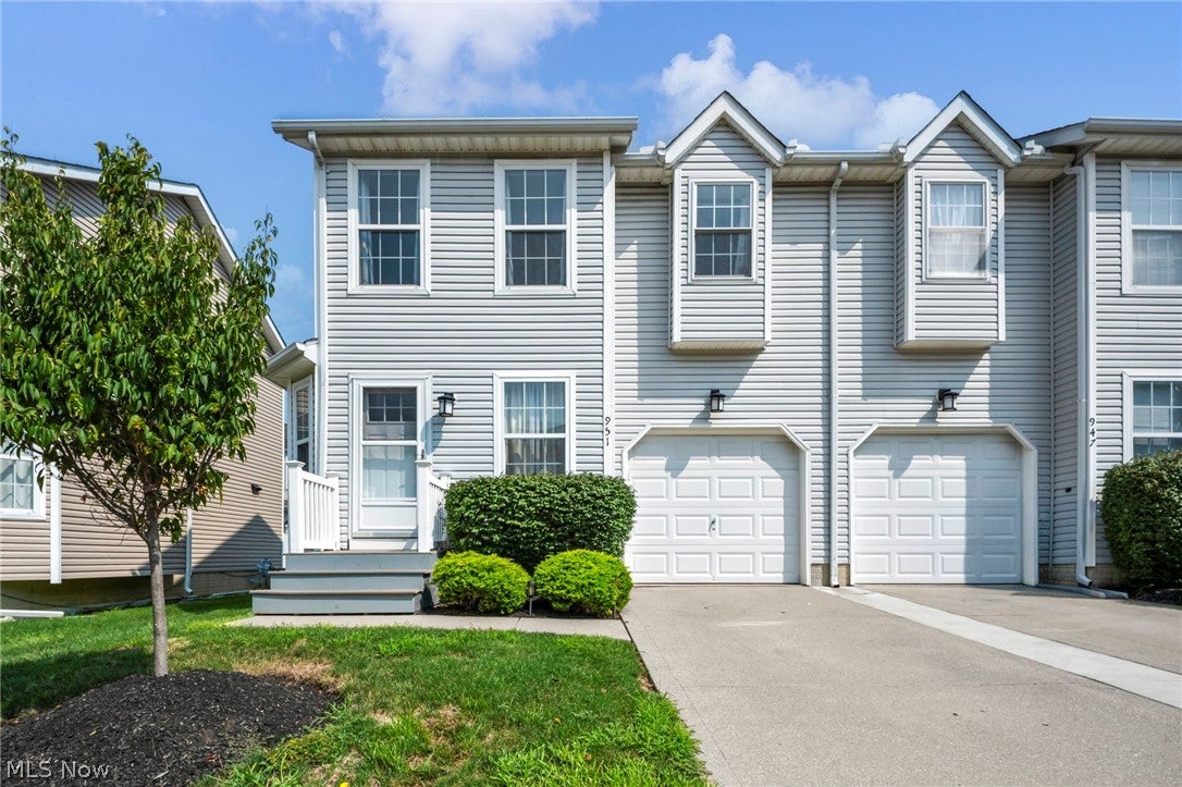 3-Bed Townhome in Painesville's Princeton at College Hills