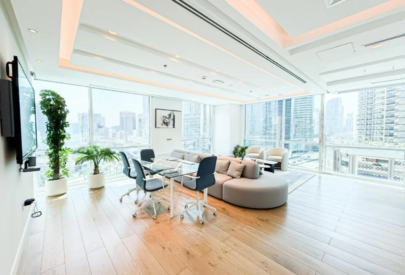 Amazing Layuot|Furnished | Stunning Grade A